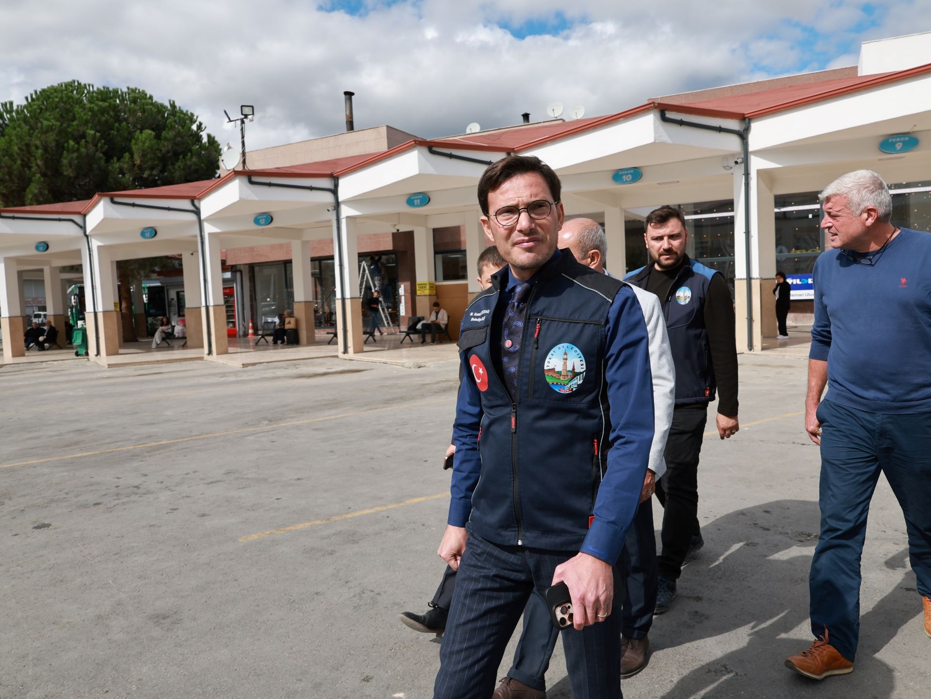 BAŞKAN YAZICIOĞLU ÜRETKEN BELEDİYECİLİKLE TAM GAZ YOLA DEVAM