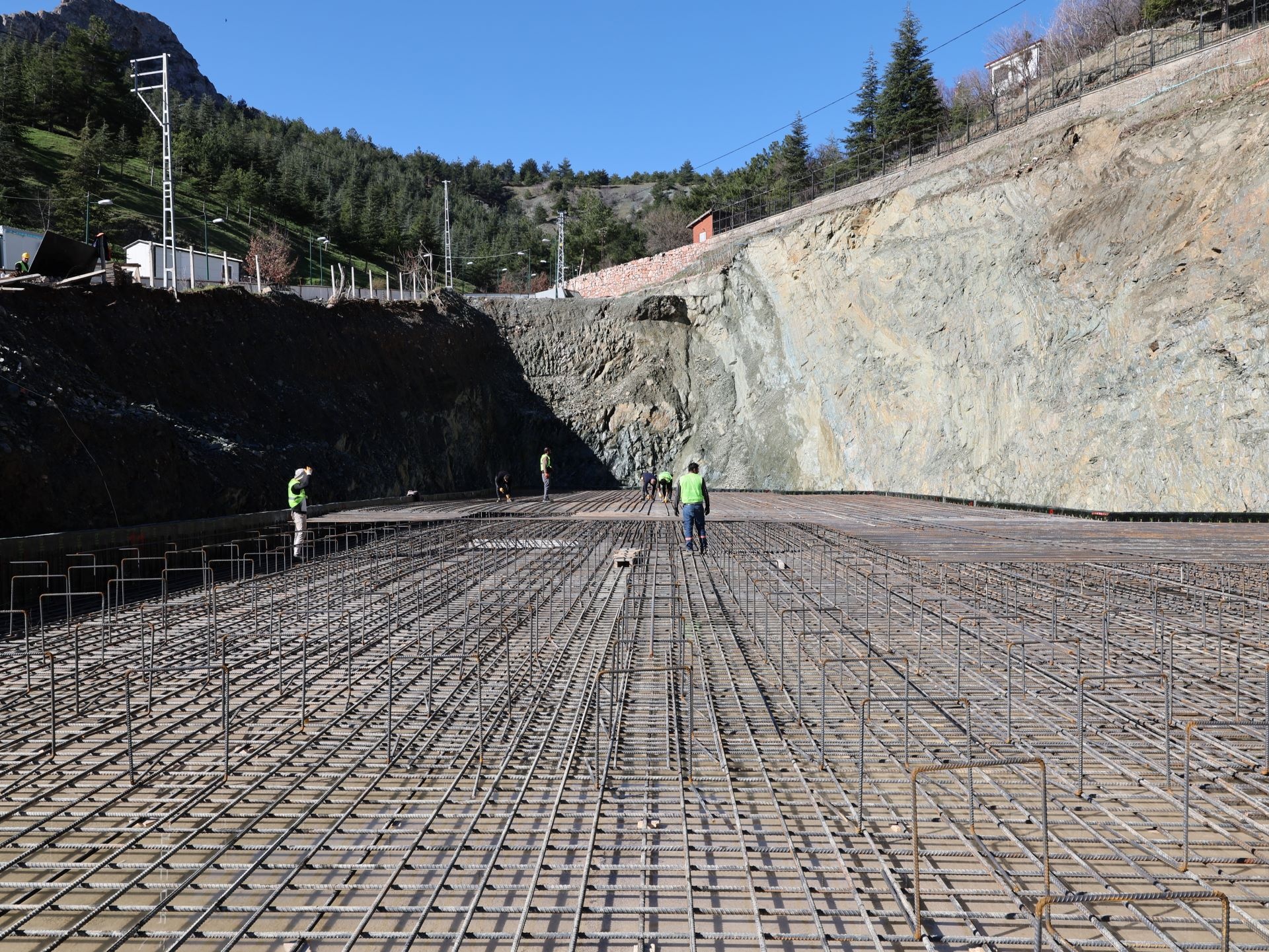 KENTSEL DÖNÜŞÜMDE KARARLI ADIMLAR: KALEDİBİ’NDE İLK ETAP BAŞLADI