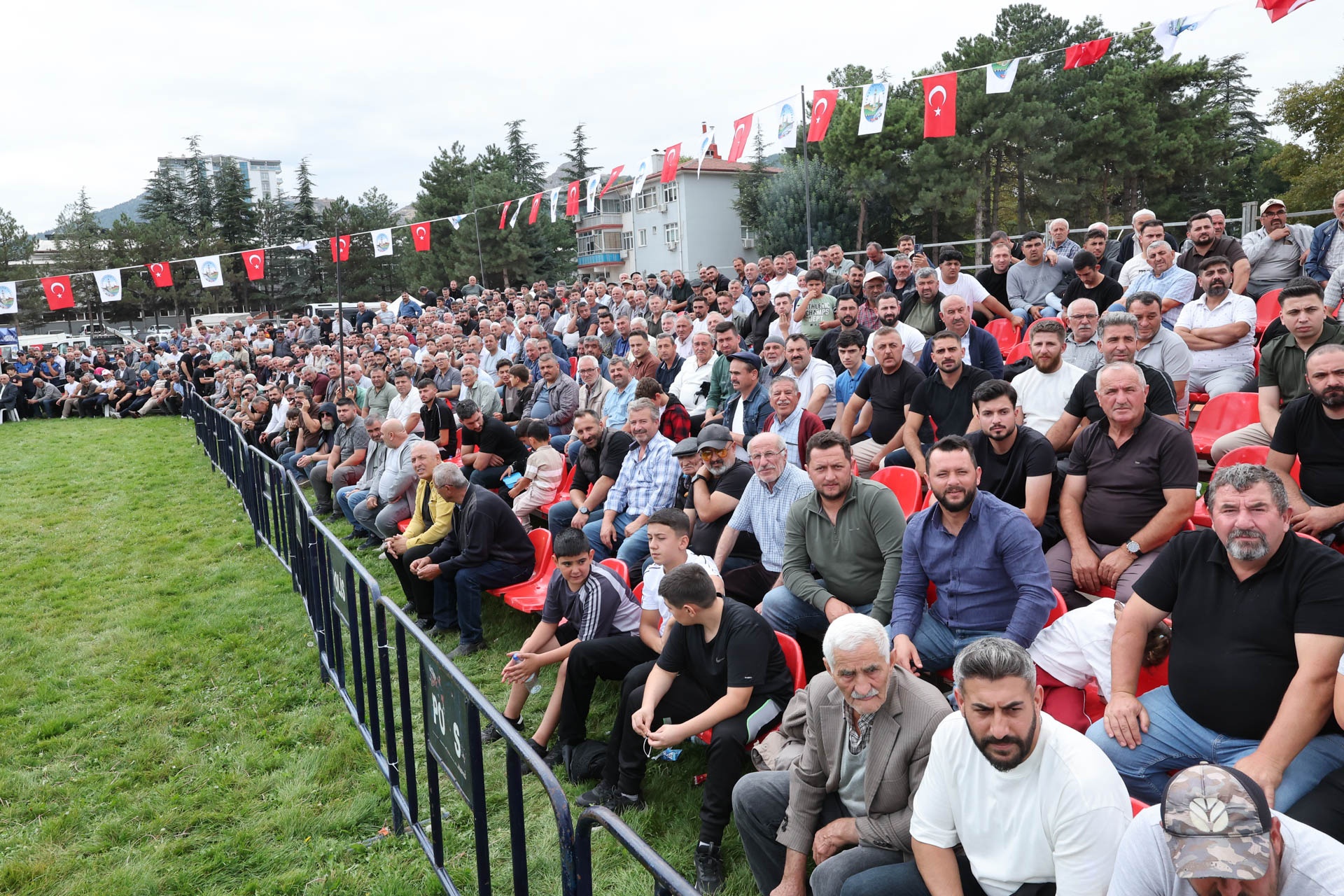 PEHLİVANLAR TOKAT’TA ER MEYDANINDA SAHNE ALDI