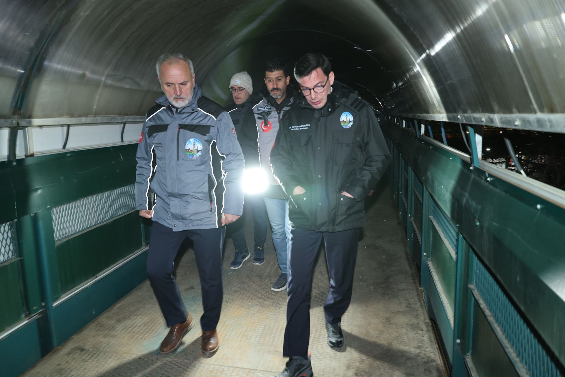 SAHADA YÖNETİM ANLAYIŞI SÜRÜYOR