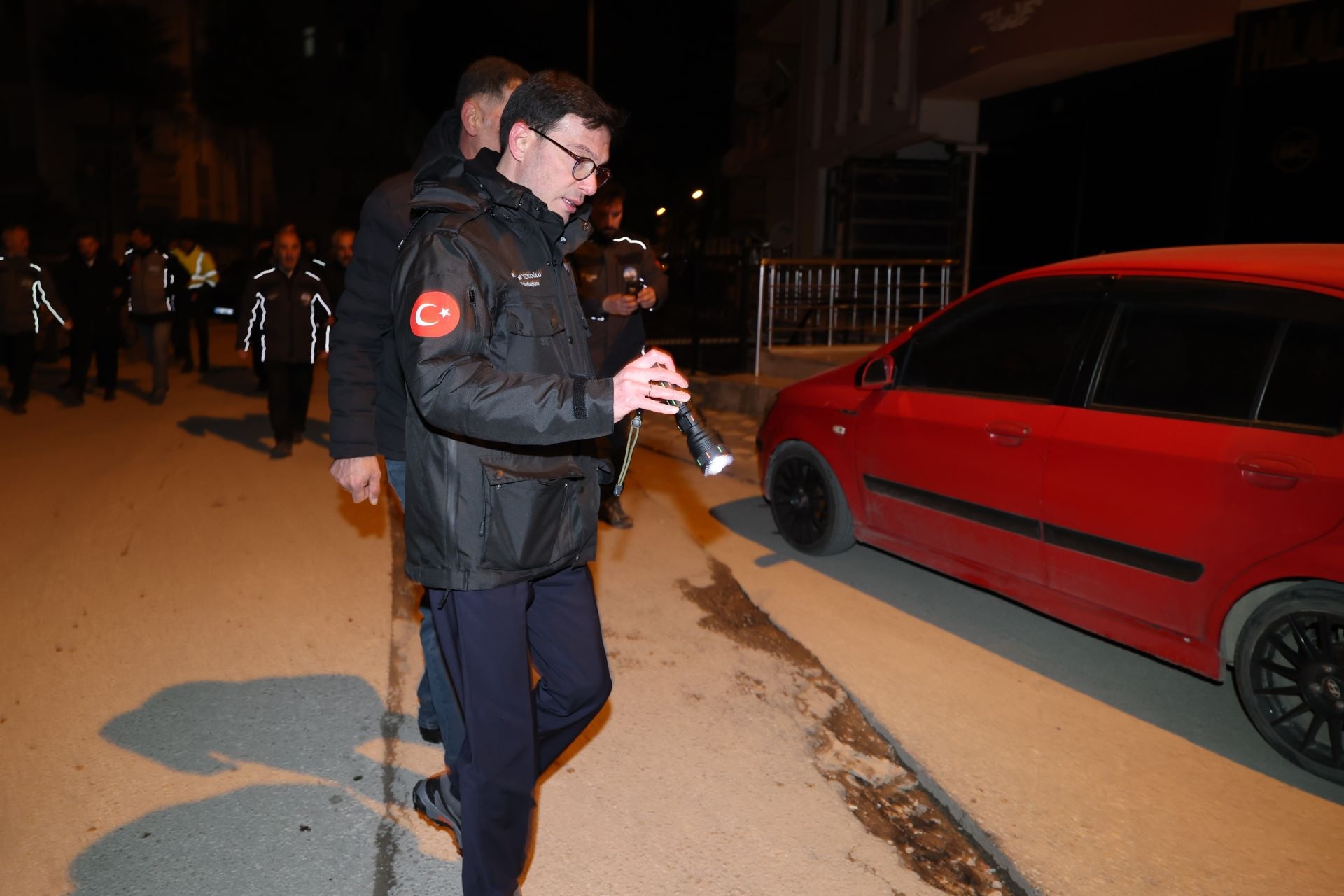 SAHADA YÖNETİM ANLAYIŞI SÜRÜYOR