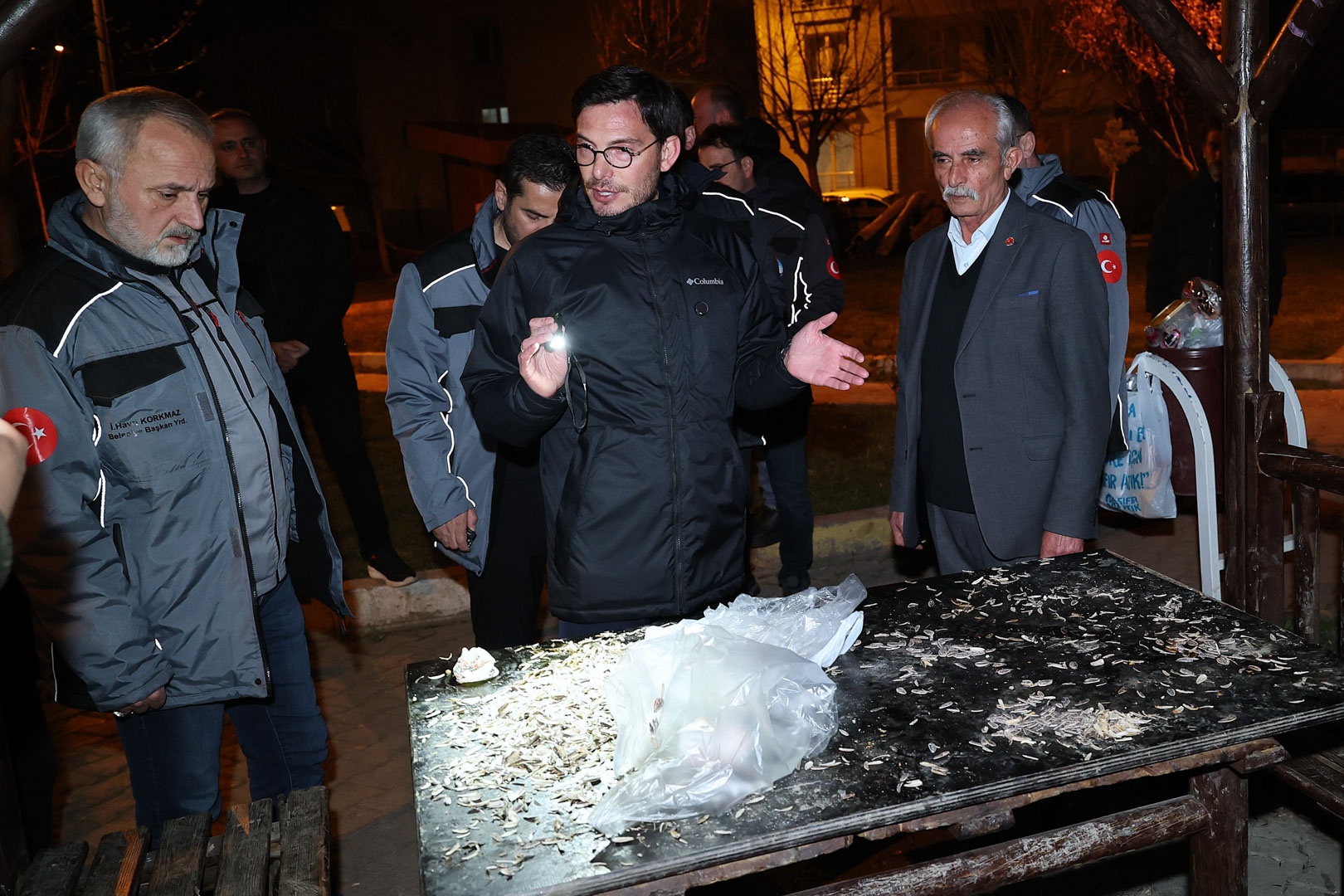 BAŞKAN YAZICIOĞLU DEVEGÖRMEZ MAHALLESİ’NDE TAM KADRO SAHADA