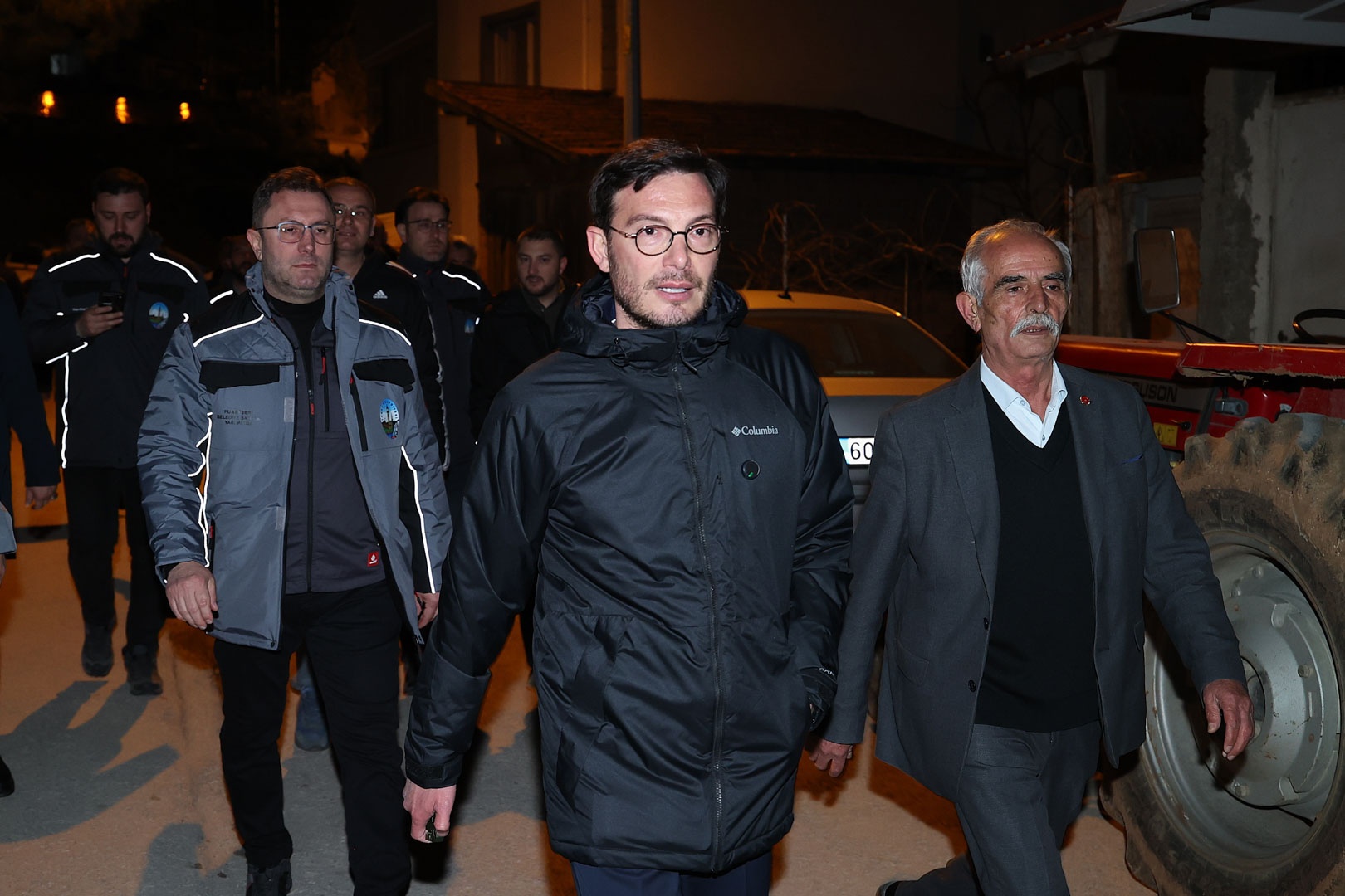 BAŞKAN YAZICIOĞLU DEVEGÖRMEZ MAHALLESİ’NDE TAM KADRO SAHADA