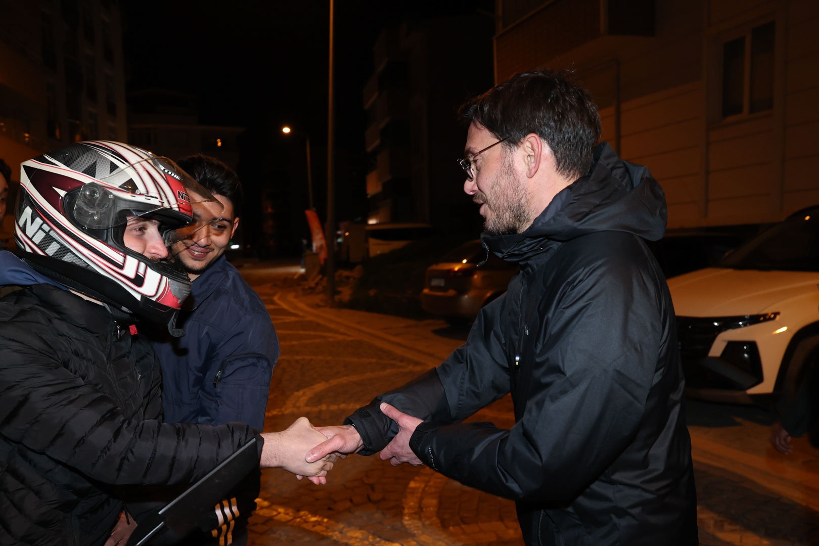 BAŞKAN YAZICIOĞLU DEVEGÖRMEZ MAHALLESİ’NDE TAM KADRO SAHADA