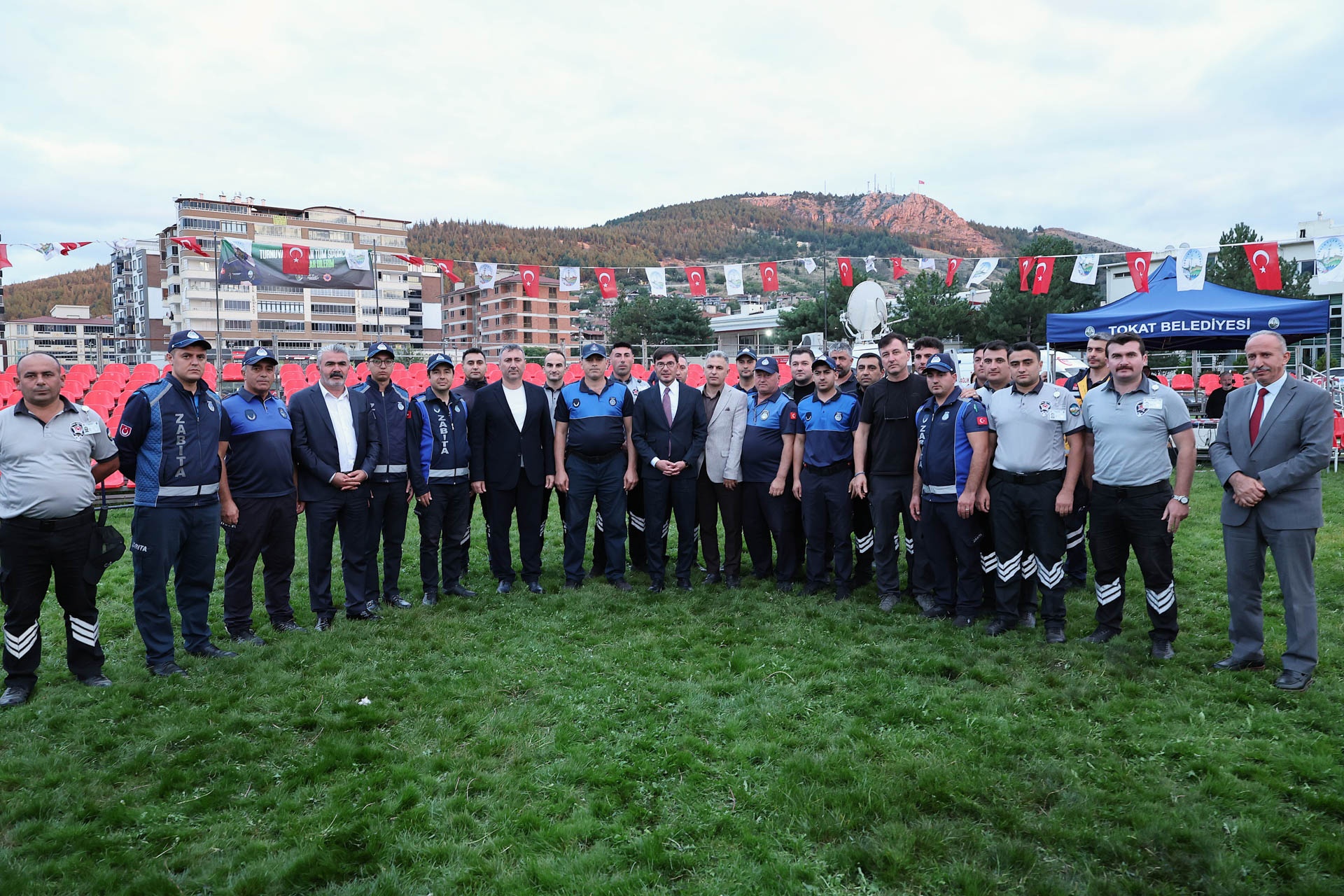 PEHLİVANLAR TOKAT’TA ER MEYDANINDA SAHNE ALDI