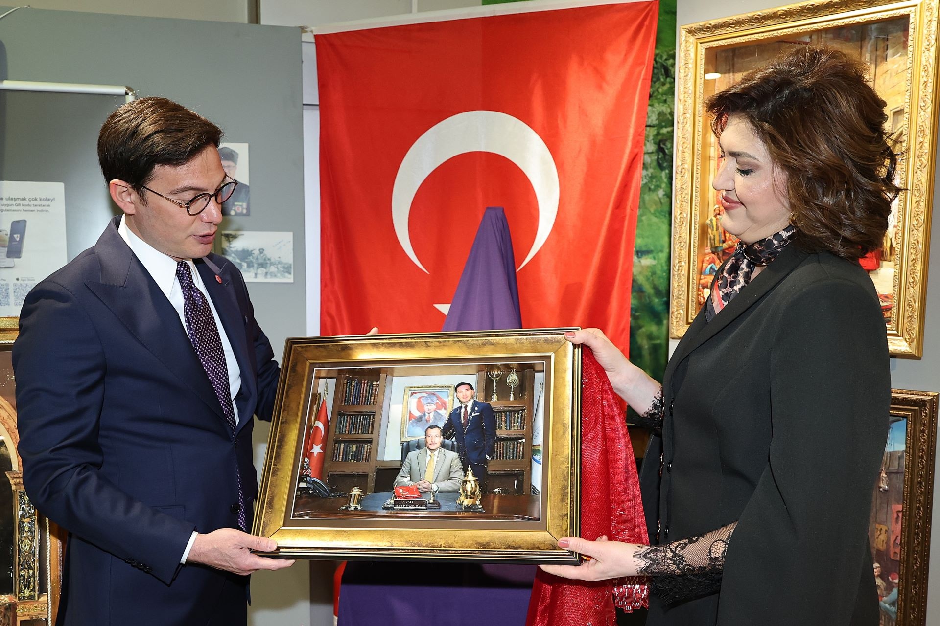 TOKAT BELEDİYESİ BELMEK FİLOGRAFİ VE RÖLYEF SERGİSİ AÇILDI