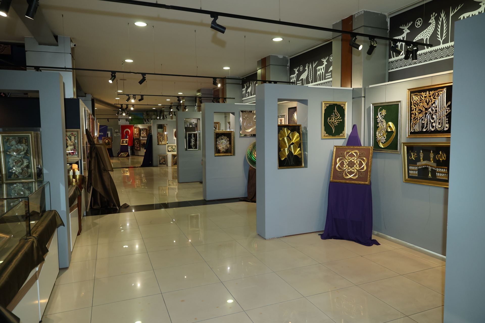 TOKAT BELEDİYESİ BELMEK FİLOGRAFİ VE RÖLYEF SERGİSİ AÇILDI