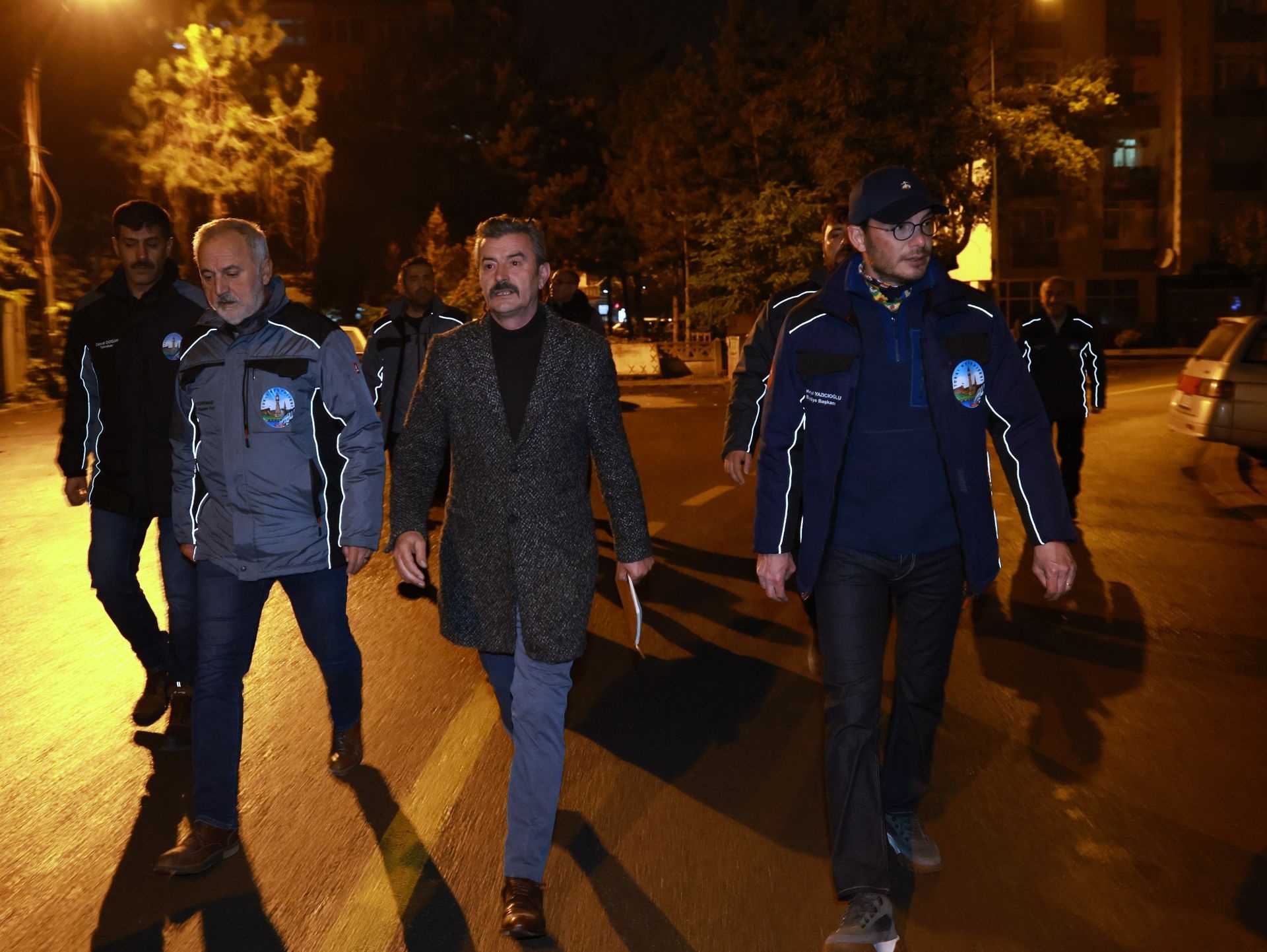 BAŞKAN YAZICIOĞLU’NDAN GECE YARISI MAHALLE İNCELEMESİ