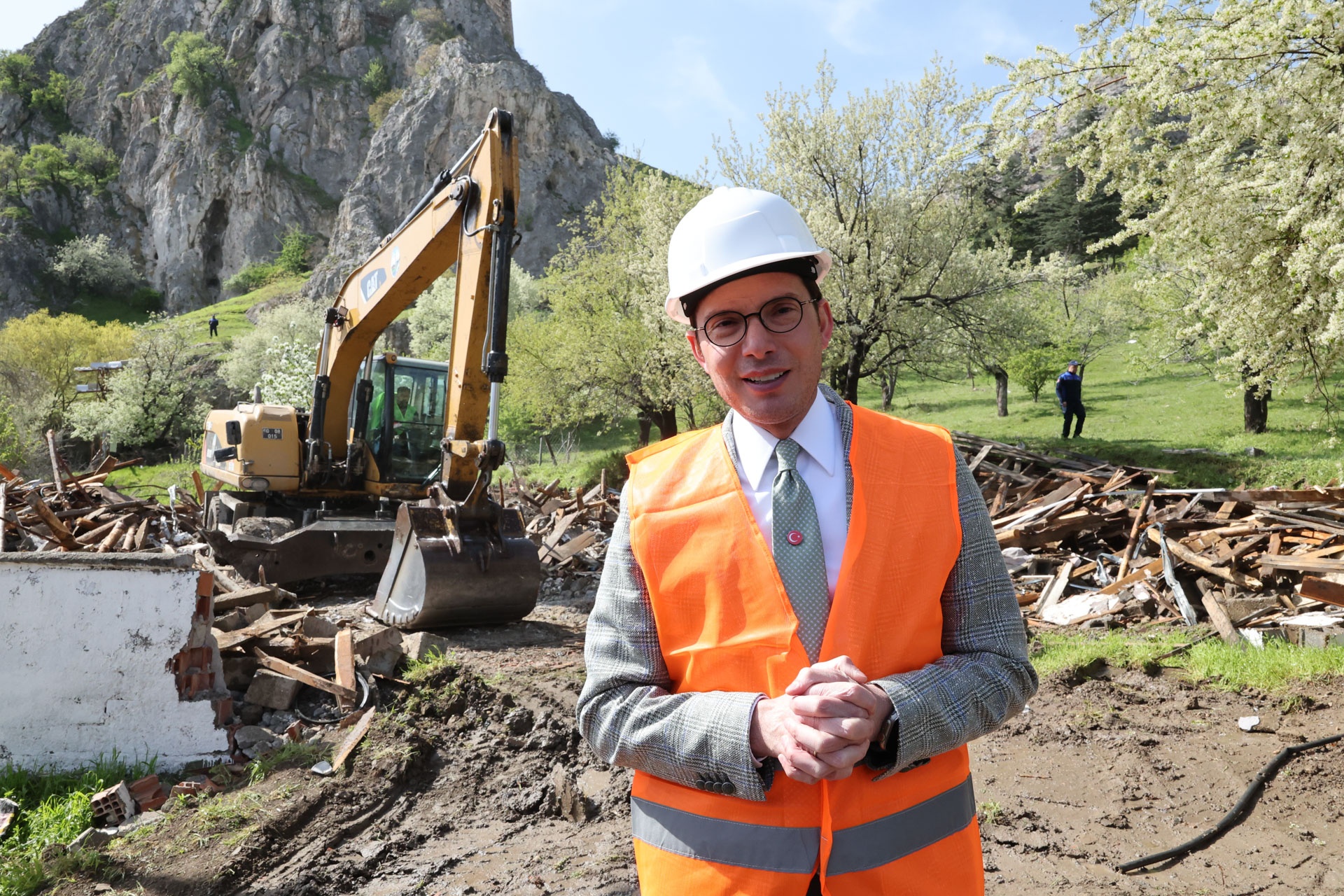 TOKAT’TA KENTSEL DÖNÜŞÜMDE YENİ AŞAMA: YIKIMLAR BAŞLADI