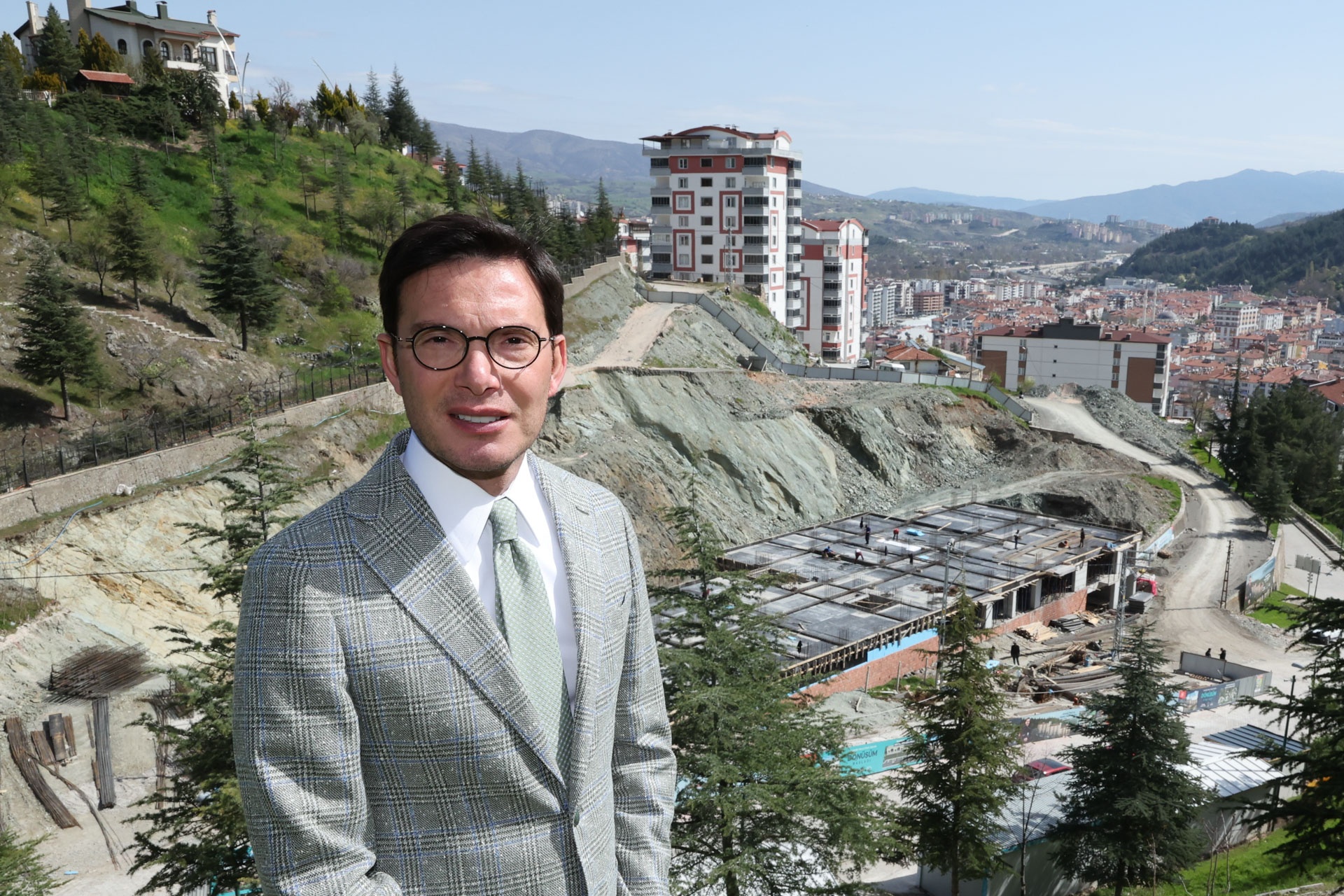 TOKAT’TA KENTSEL DÖNÜŞÜMDE YENİ AŞAMA: YIKIMLAR BAŞLADI