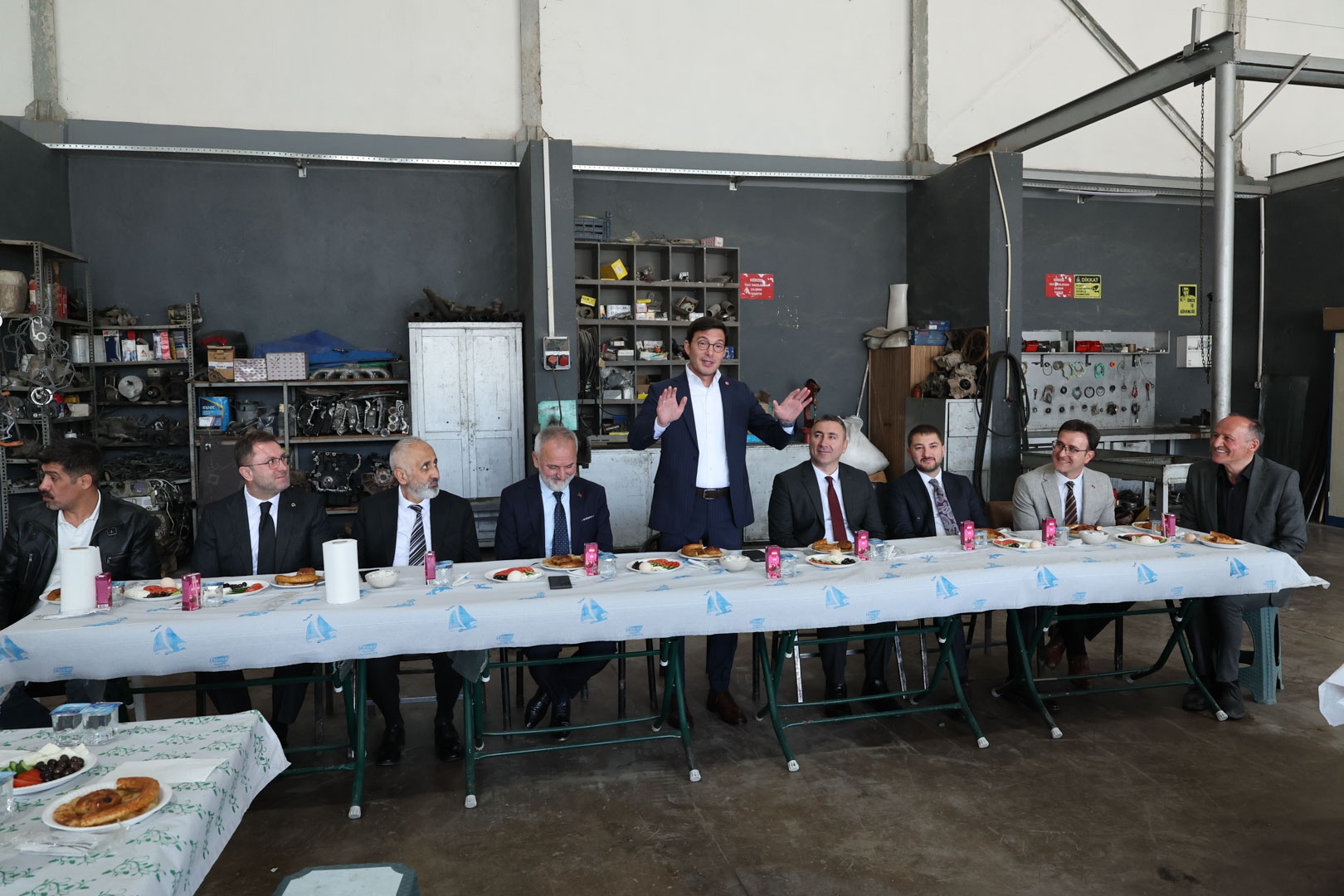 BAŞKAN YAZICIOĞLU, HAFTAYA PERSONELİYLE BİSMİLLAH DEDİ