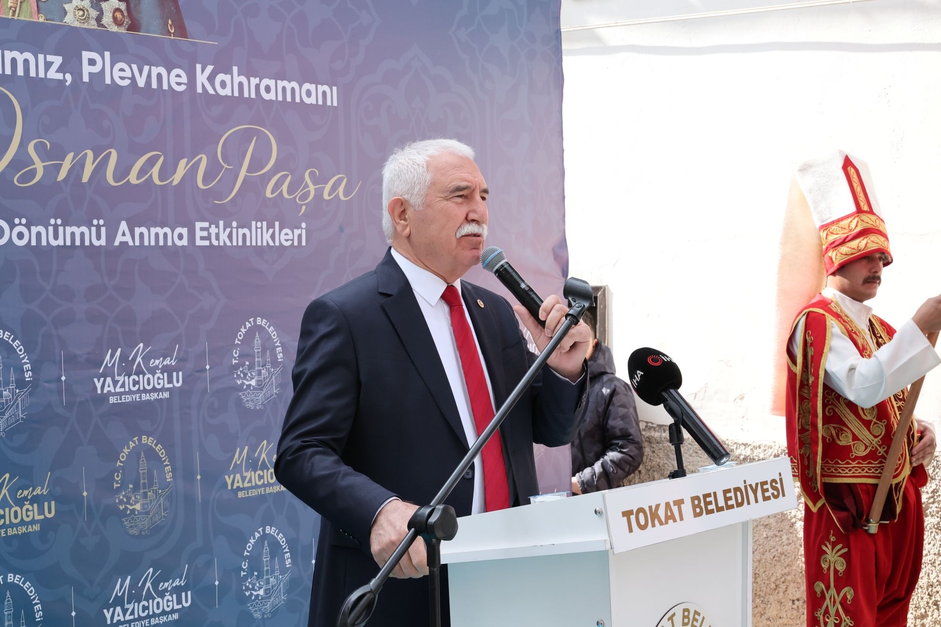 PLEVNE KAHRAMANI GAZİ OSMAN PAŞA TÖRENLE ANILDI