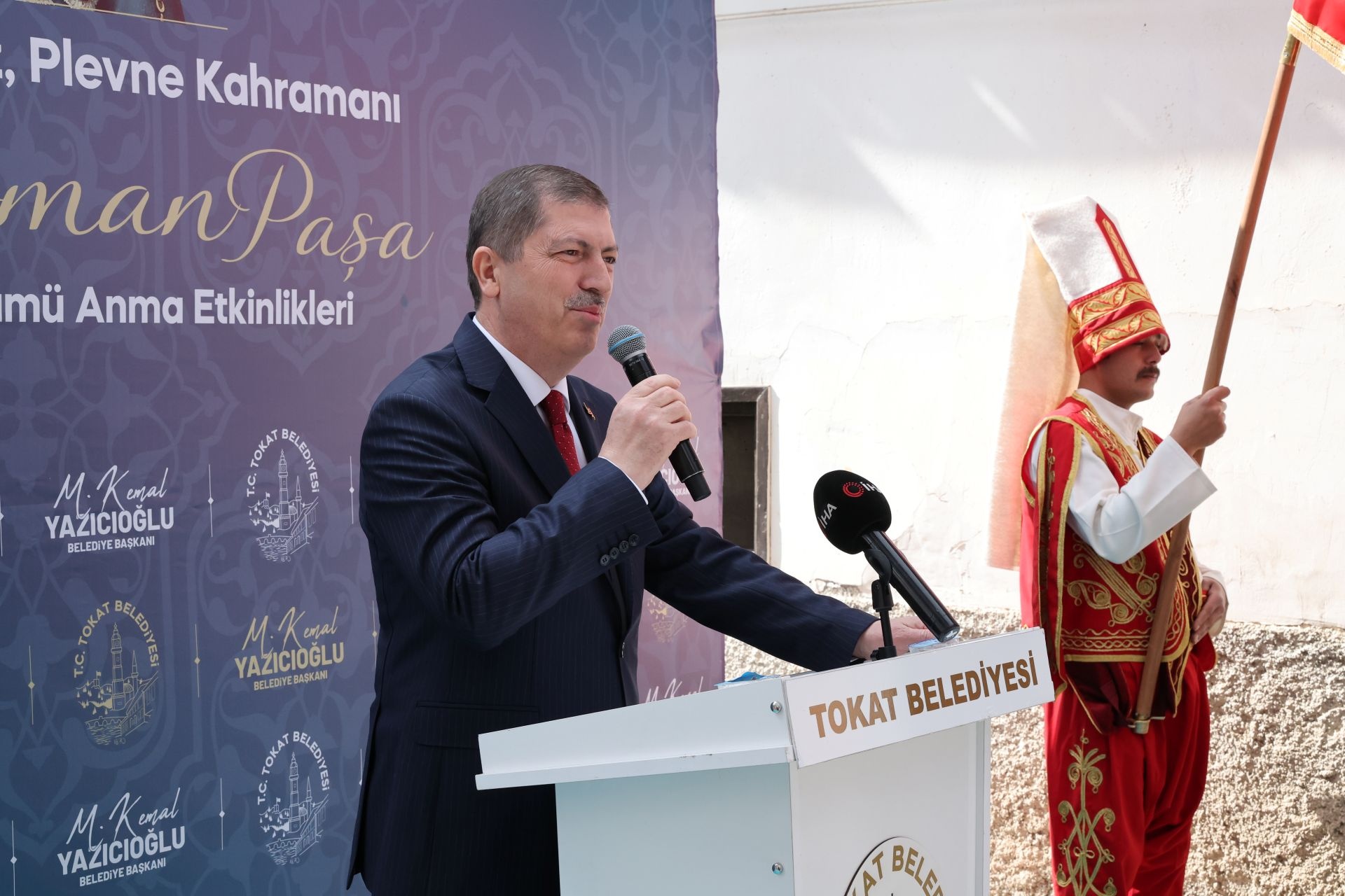 PLEVNE KAHRAMANI GAZİ OSMAN PAŞA TÖRENLE ANILDI