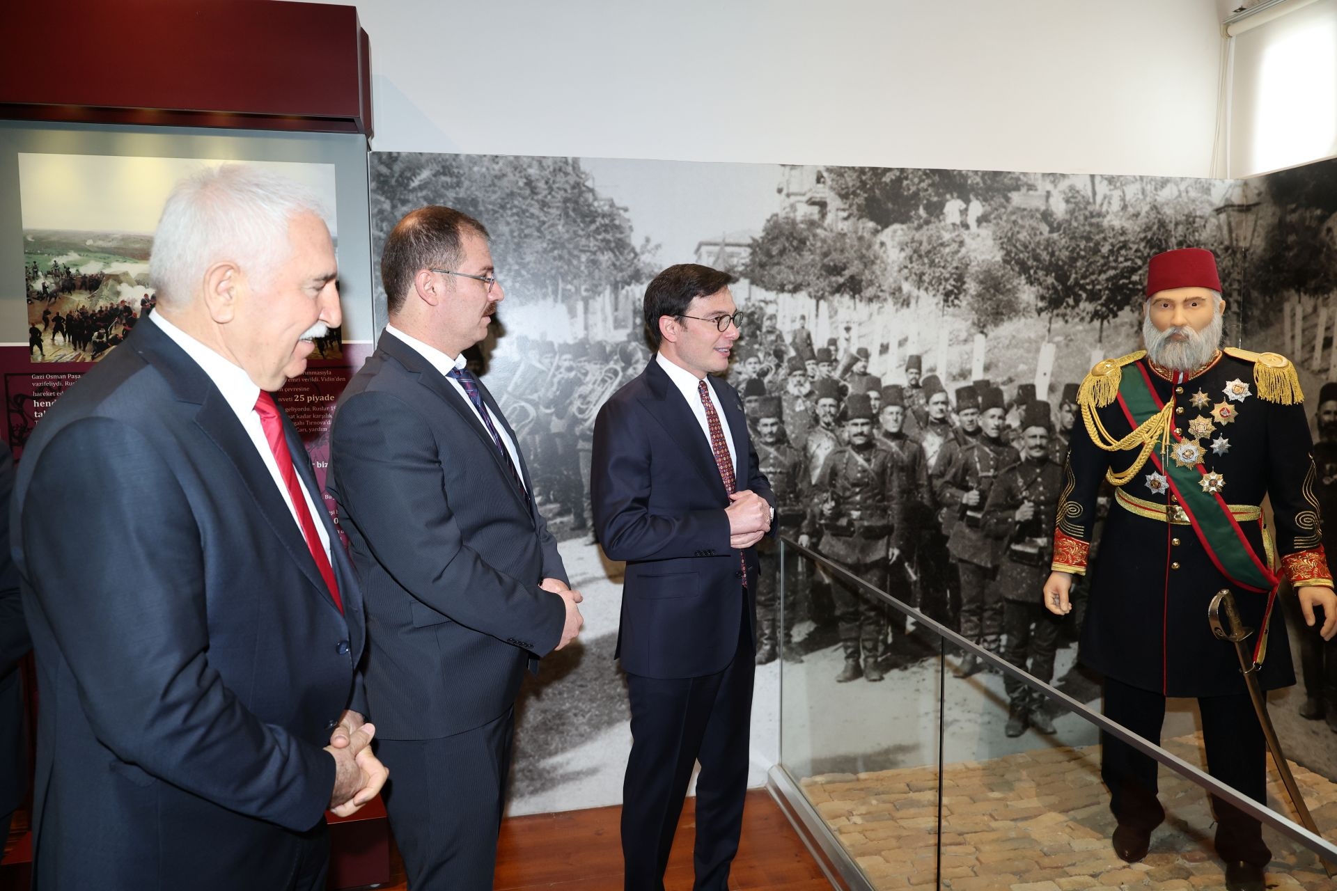 PLEVNE KAHRAMANI GAZİ OSMAN PAŞA TÖRENLE ANILDI