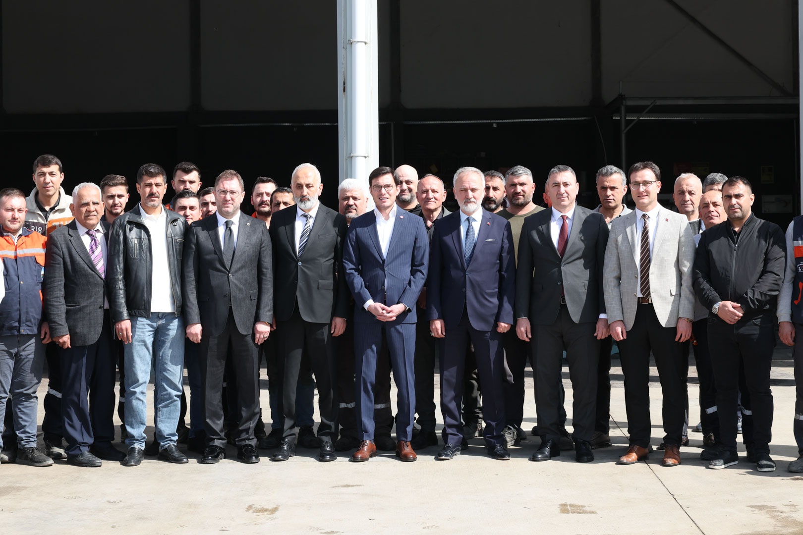 BAŞKAN YAZICIOĞLU, HAFTAYA PERSONELİYLE BİSMİLLAH DEDİ