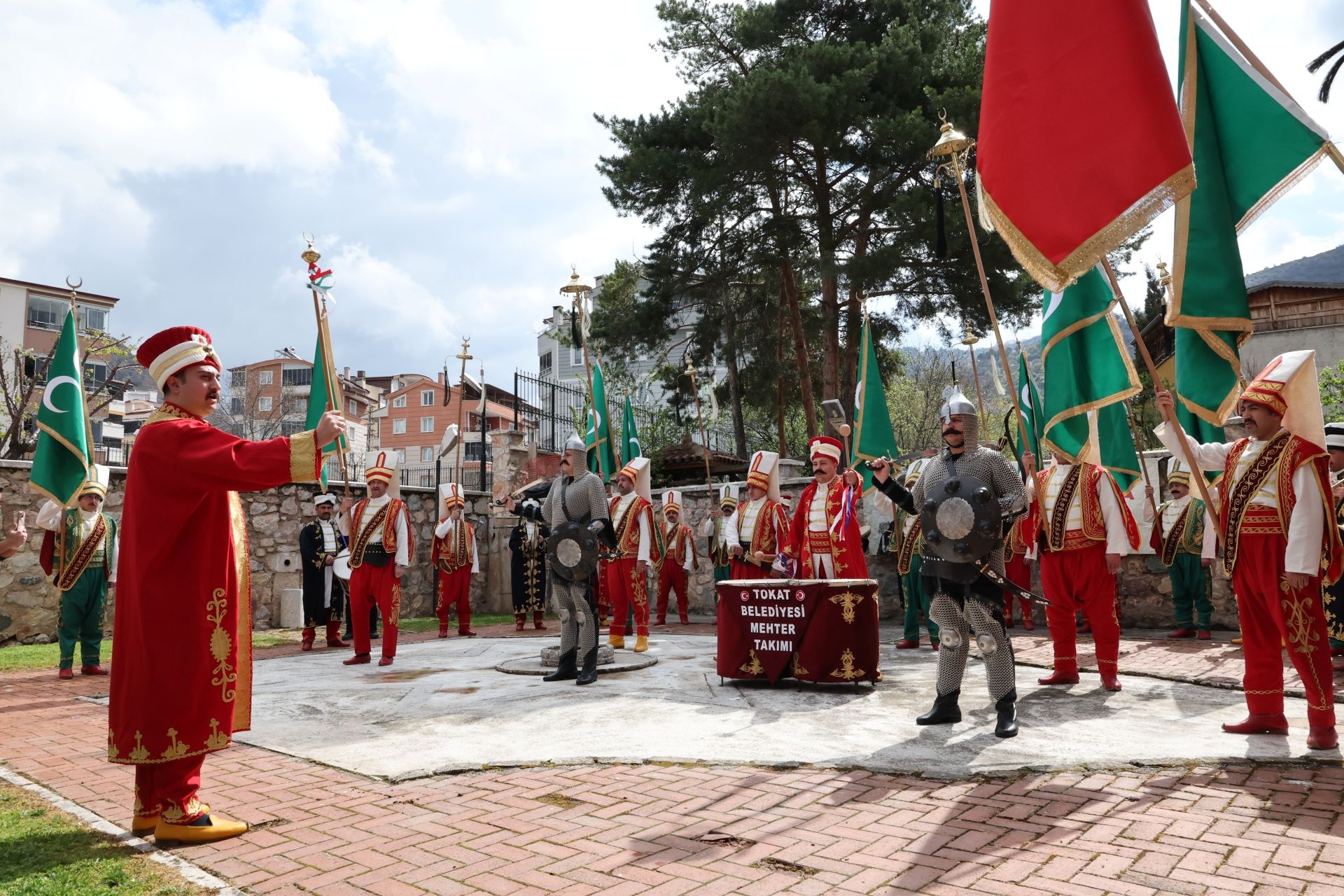 PLEVNE KAHRAMANI GAZİ OSMAN PAŞA TÖRENLE ANILDI
