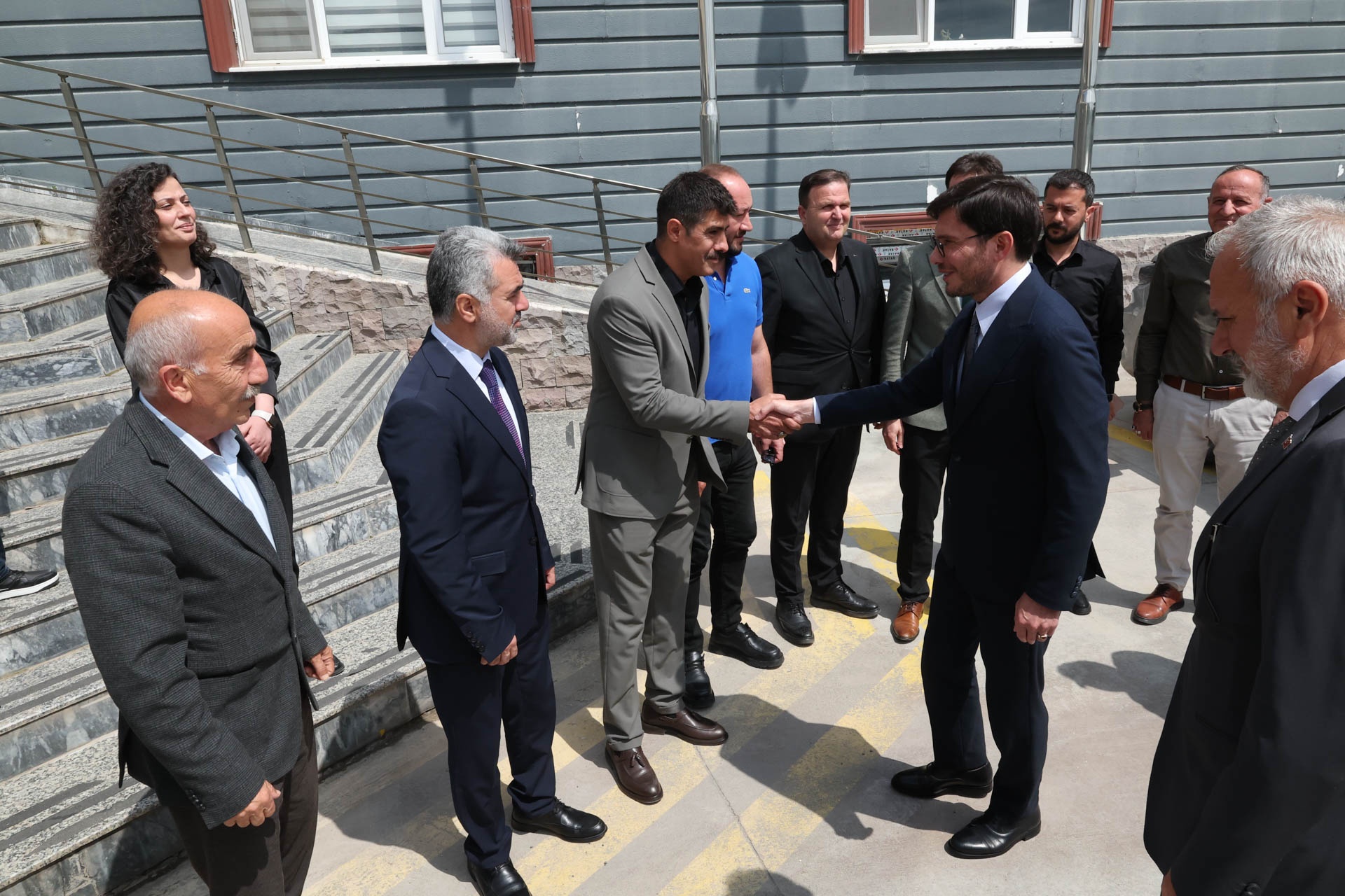 BAŞKAN YAZICIOĞLU, BELEDİYE PERSONELİYLE BAYRAMLAŞTI