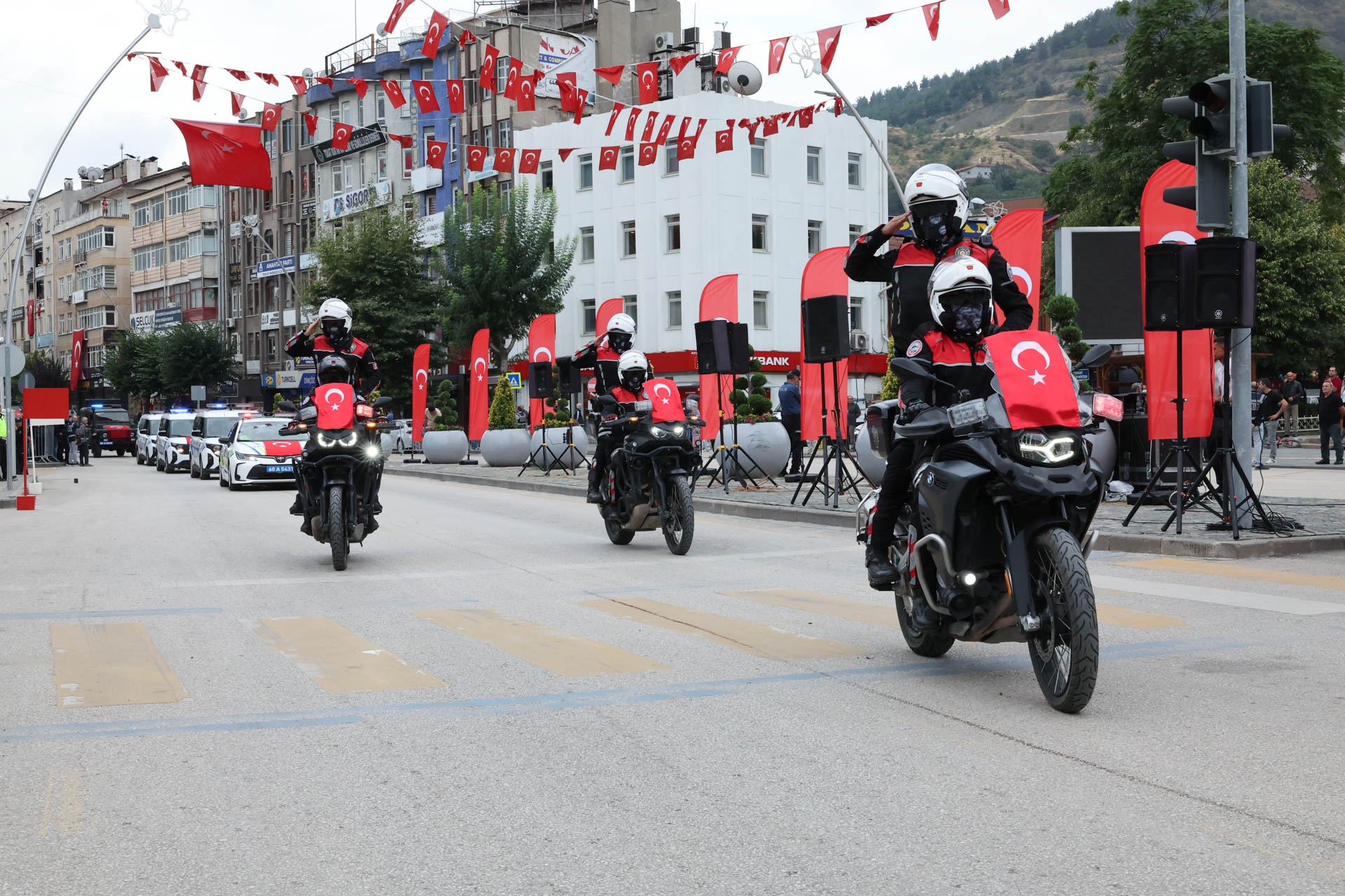 30 AĞUSTOS ZAFER BAYRAMI TOKAT’TA COŞKUYLA KUTLANDI