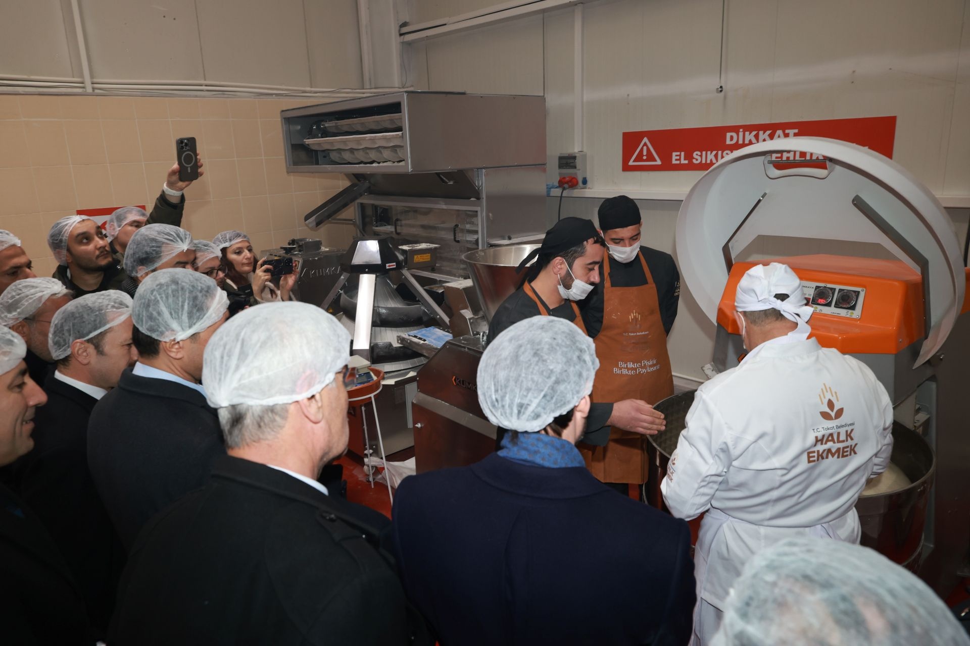 TOKAT BELEDİYESİ HALK EKMEK FABRİKASI AÇILDI
