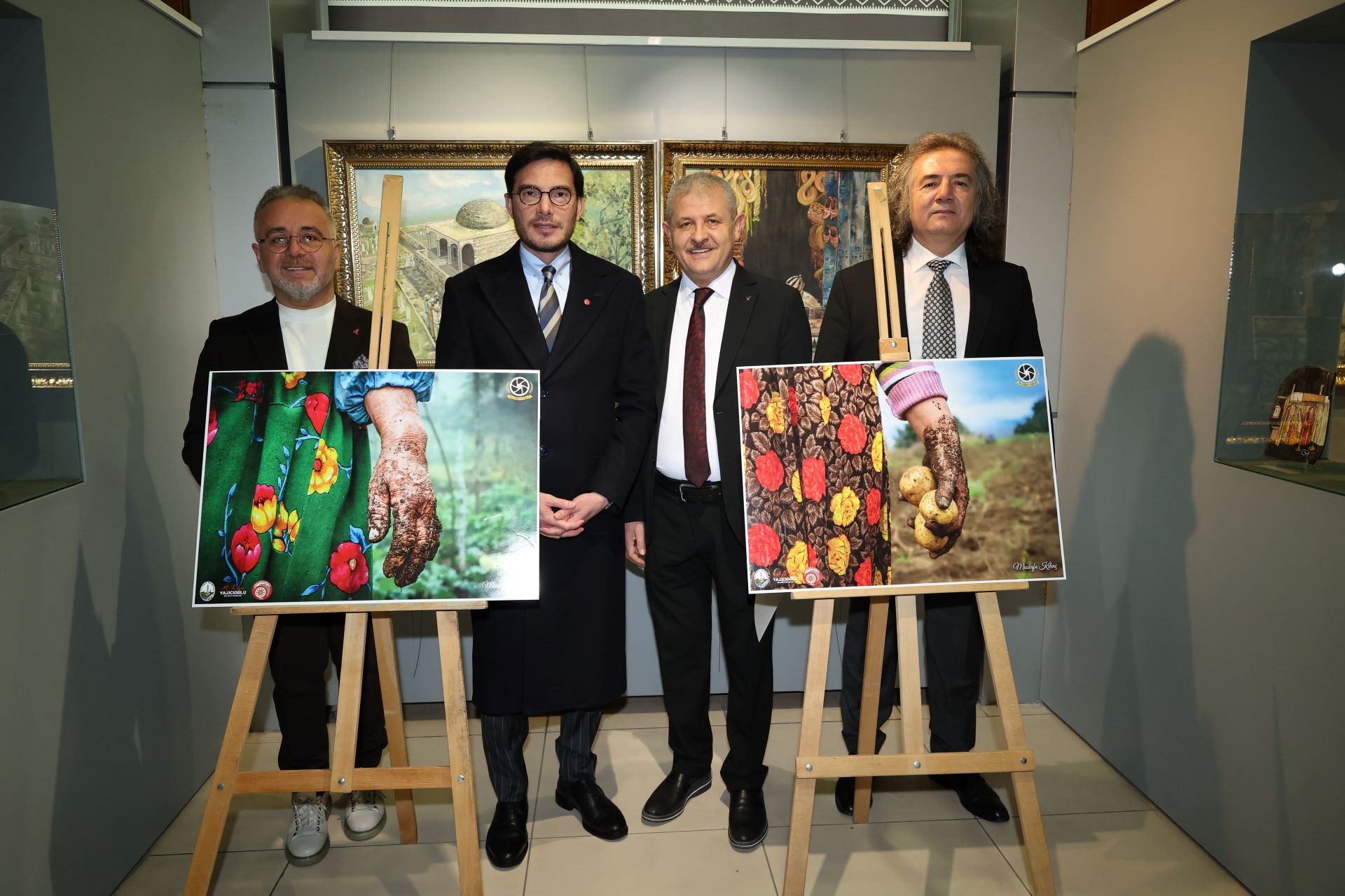 TOKATLI SANATÇILARDAN ÖDÜLLÜ FOTOĞRAFLAR SERGİSİ