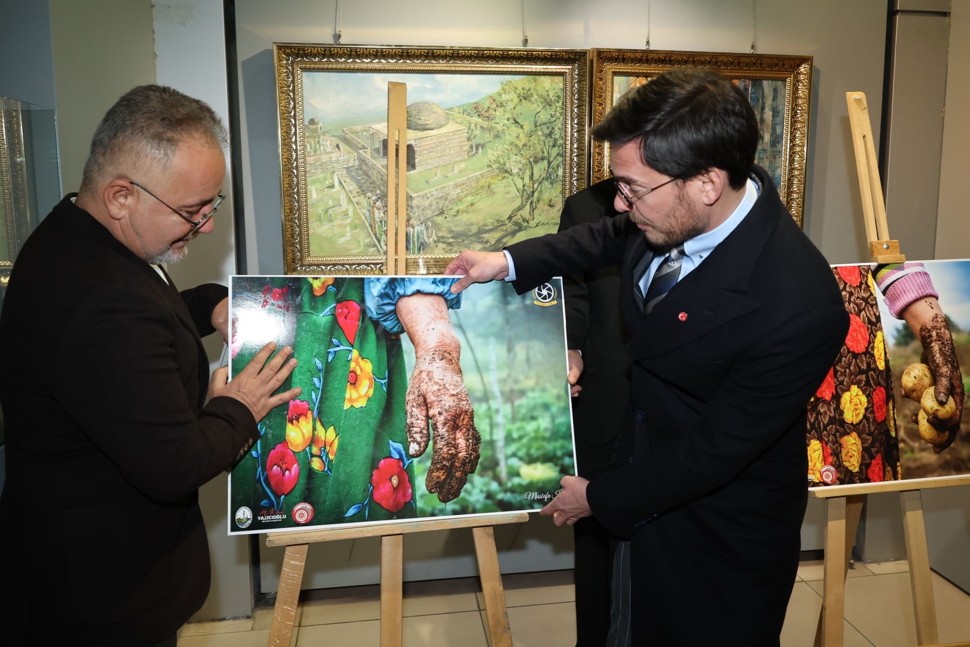 TOKATLI SANATÇILARDAN ÖDÜLLÜ FOTOĞRAFLAR SERGİSİ