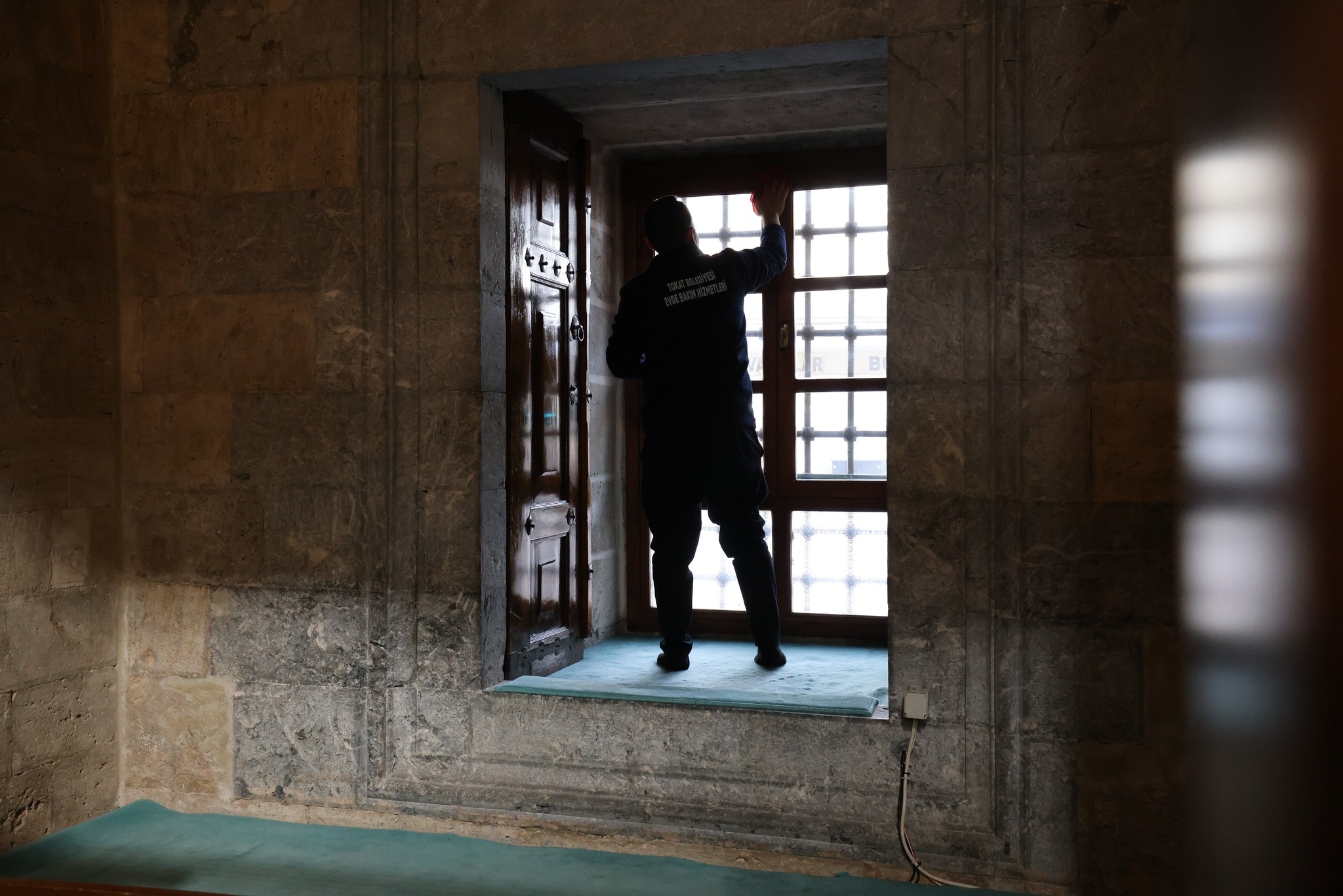 Tüm Camilerde Kapsamlı Temizlik Çalışması Devam Ediyor