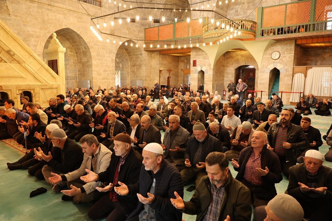 BAŞBUĞ ALPARSLAN TÜRKEŞ, TOKAT’TA DUALARLA ANILDI