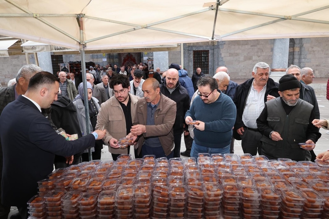 BAŞBUĞ ALPARSLAN TÜRKEŞ, TOKAT’TA DUALARLA ANILDI