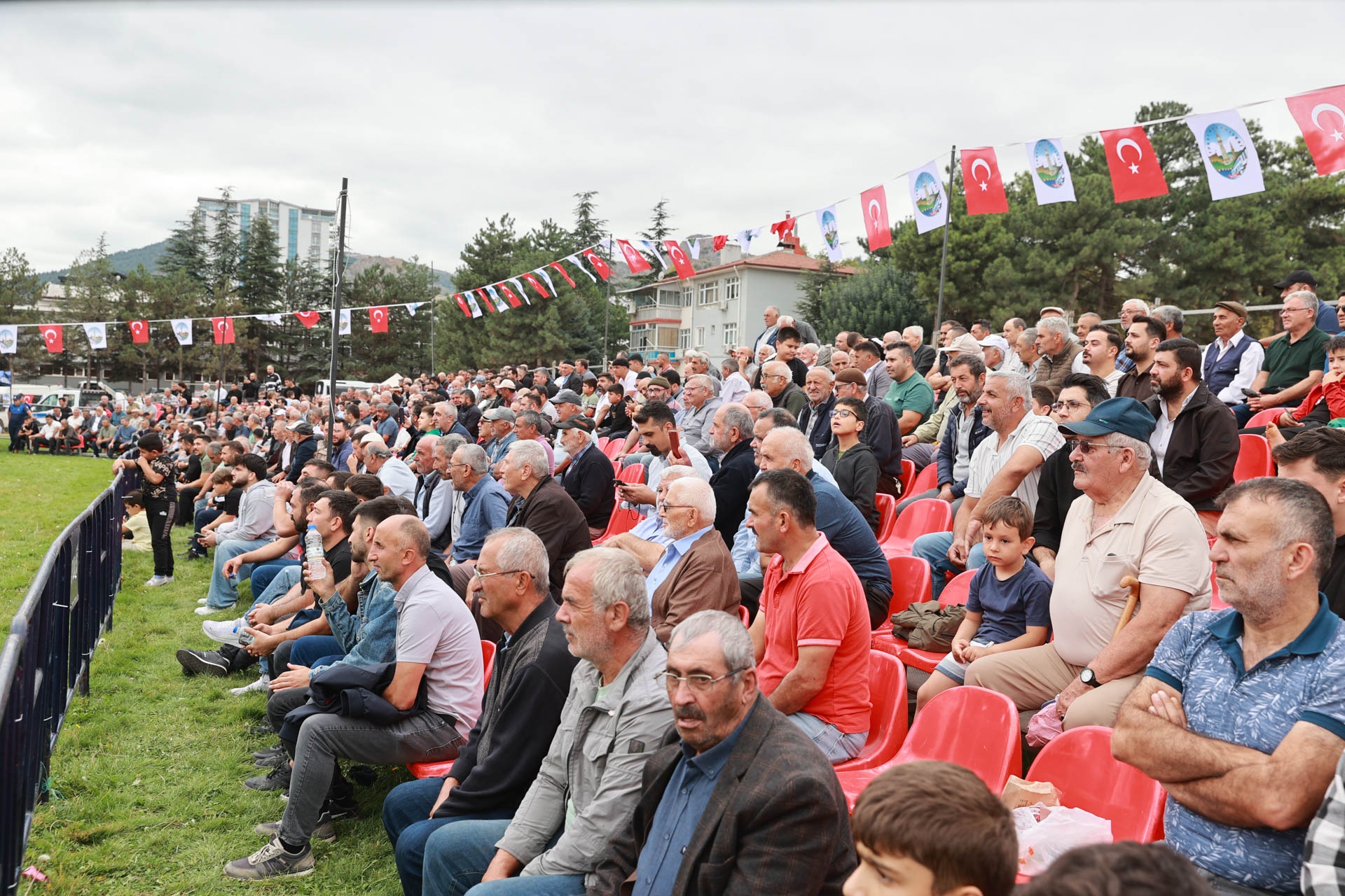 PEHLİVANLAR TOKAT’TA ER MEYDANINDA SAHNE ALDI
