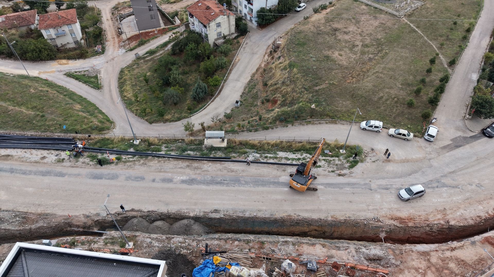 ALTIYÜZEVLER’DE İÇME SUYU HATTI YENİLENİYOR