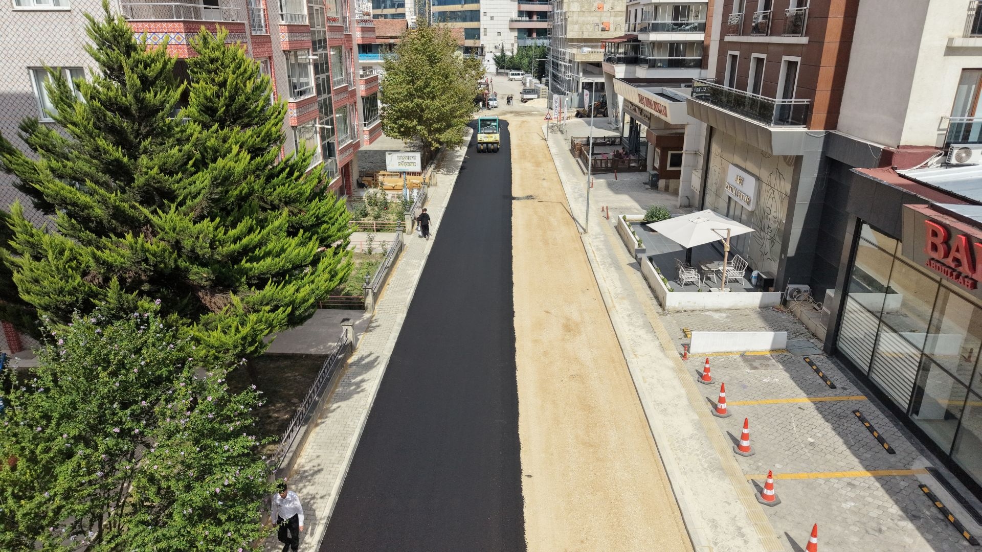 YEŞİLIRMAK MAHALLESİNDE ALTYAPIDAN ÜSTYAPIYA KAPSAMLI YENİLEME