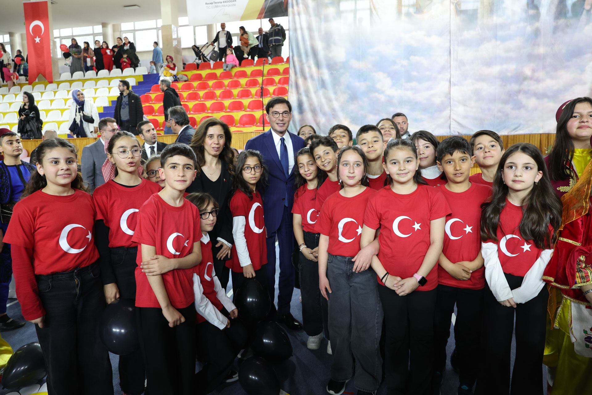 TOKAT’TA 23 NİSAN COŞKUSU VE DUYGU DOLU ANLAR BİR ARADA YAŞANDI