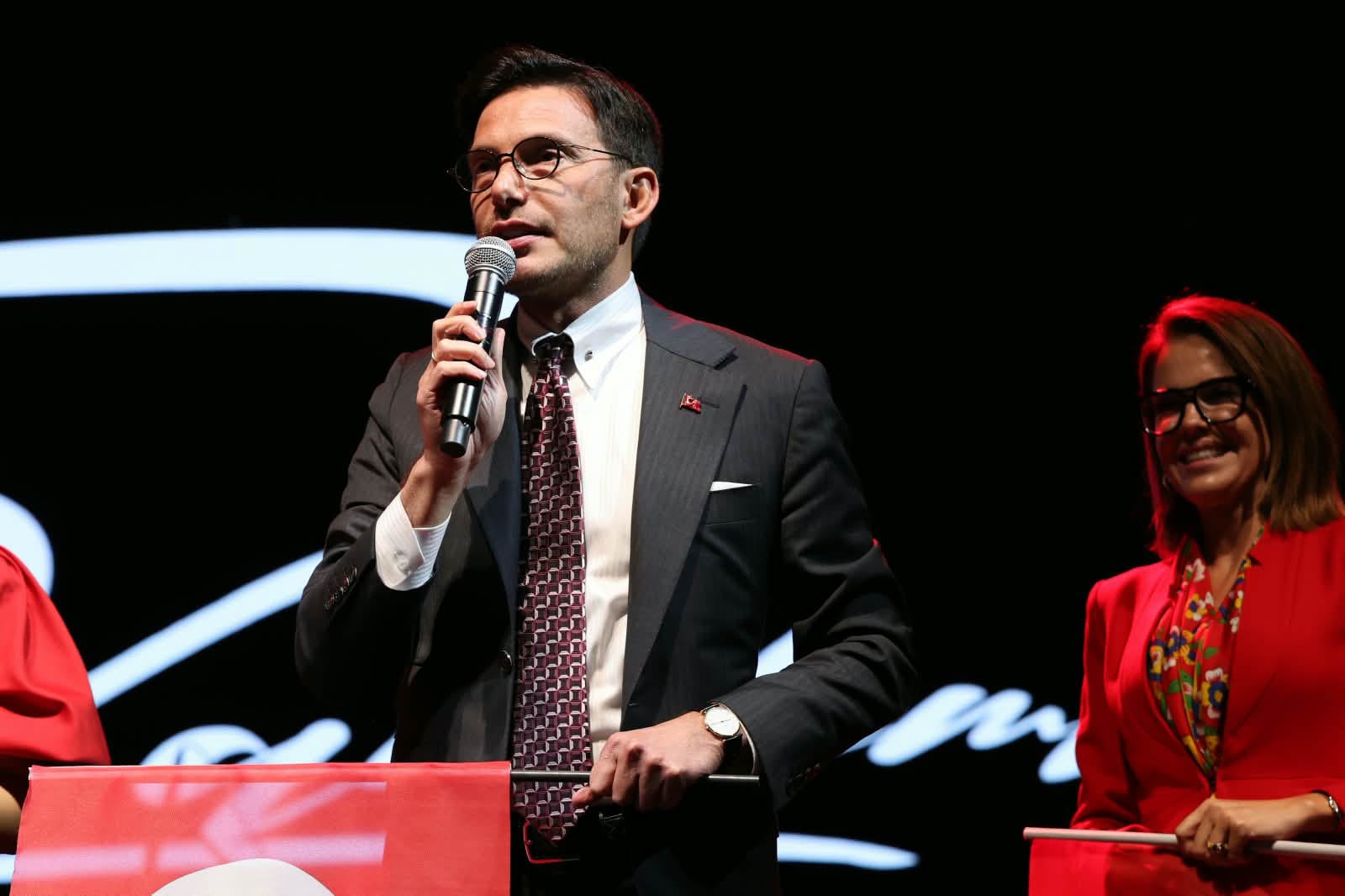 ZAFER COŞKUSU TUĞÇE KANDEMİR KONSERİYLE TAÇLANDI