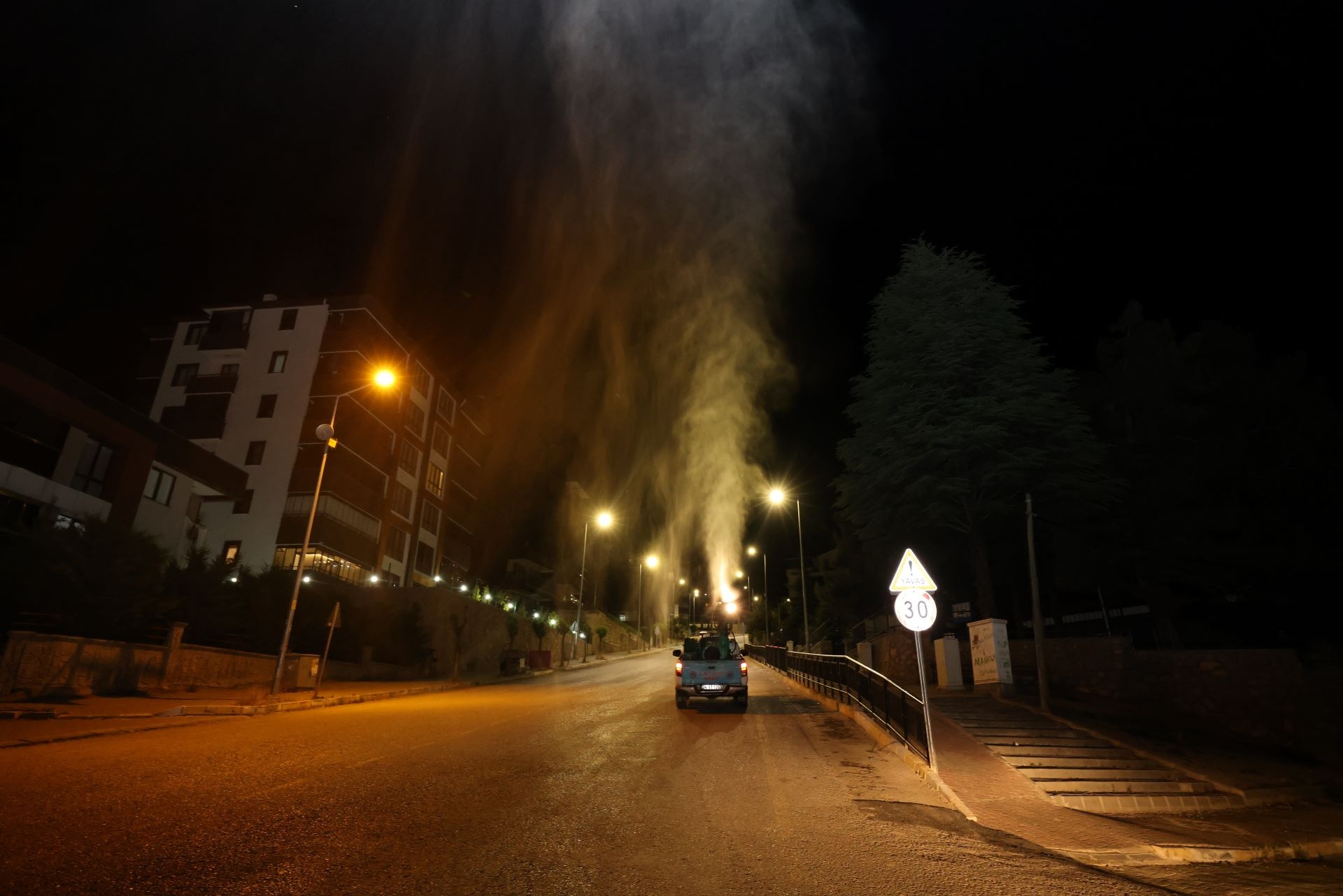 HAŞERELERE GEÇİT YOK