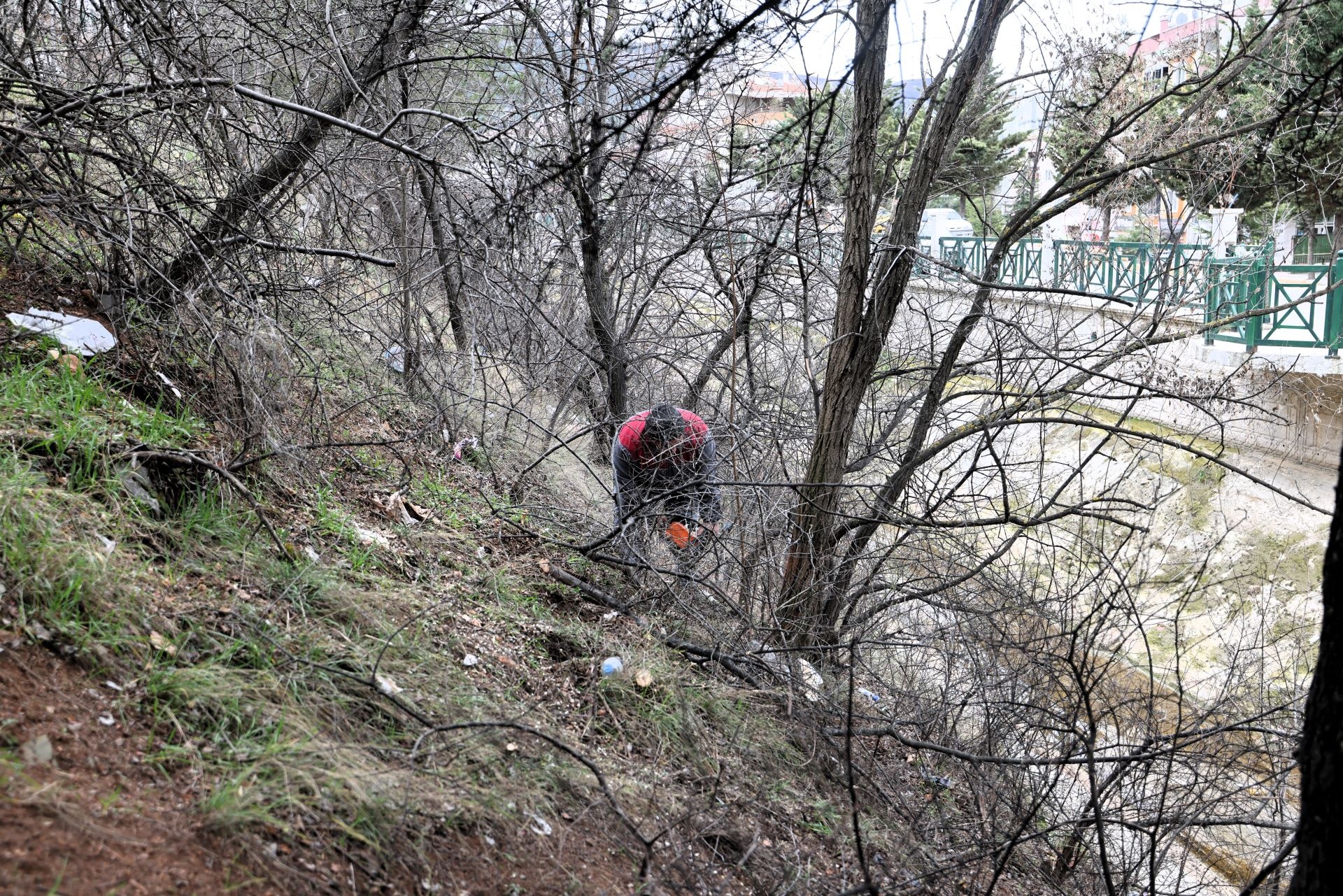 SAĞ SAHİL SULAMA KANALINDA TEMİZLİK VE GÜVENLİK ÇALIŞMALARI BAŞLADI