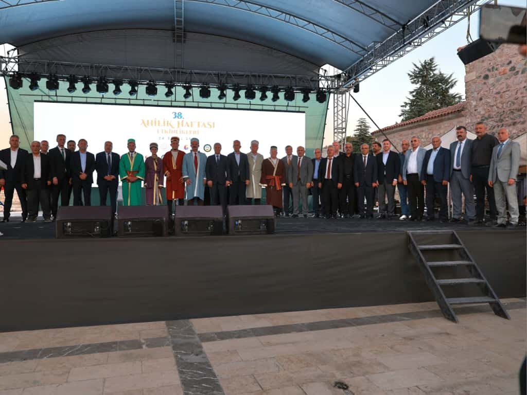 AHİLİK ÜRETKENLİĞİN ADIDIR