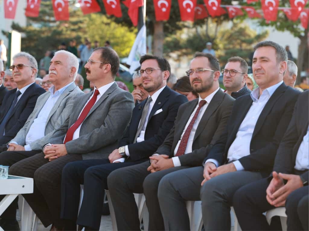 AHİLİK ÜRETKENLİĞİN ADIDIR