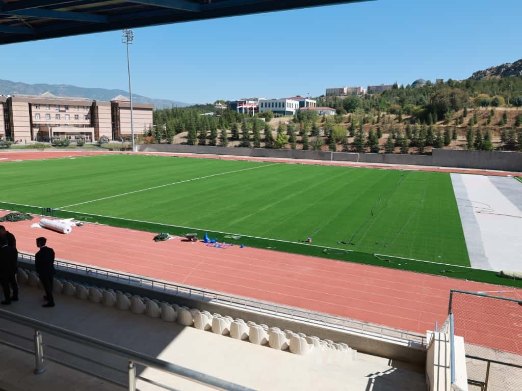 TOGÜ STADYUMU FIFA STANDARTLARINA UYGUN OLARAK YENİLENDİ, TOKAT’A KAZANDIRILDI