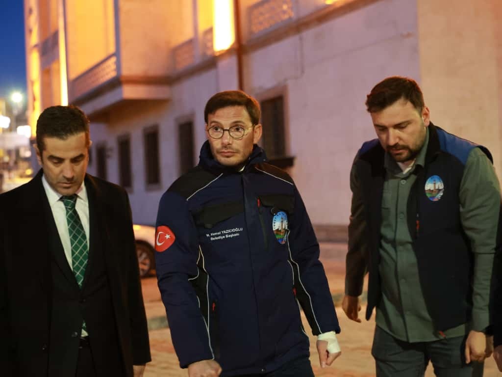 ÇALIŞMA ALANLARINI GECE GÜNDÜZ DEMEDEN YERİNDE İNCELİYORUZ