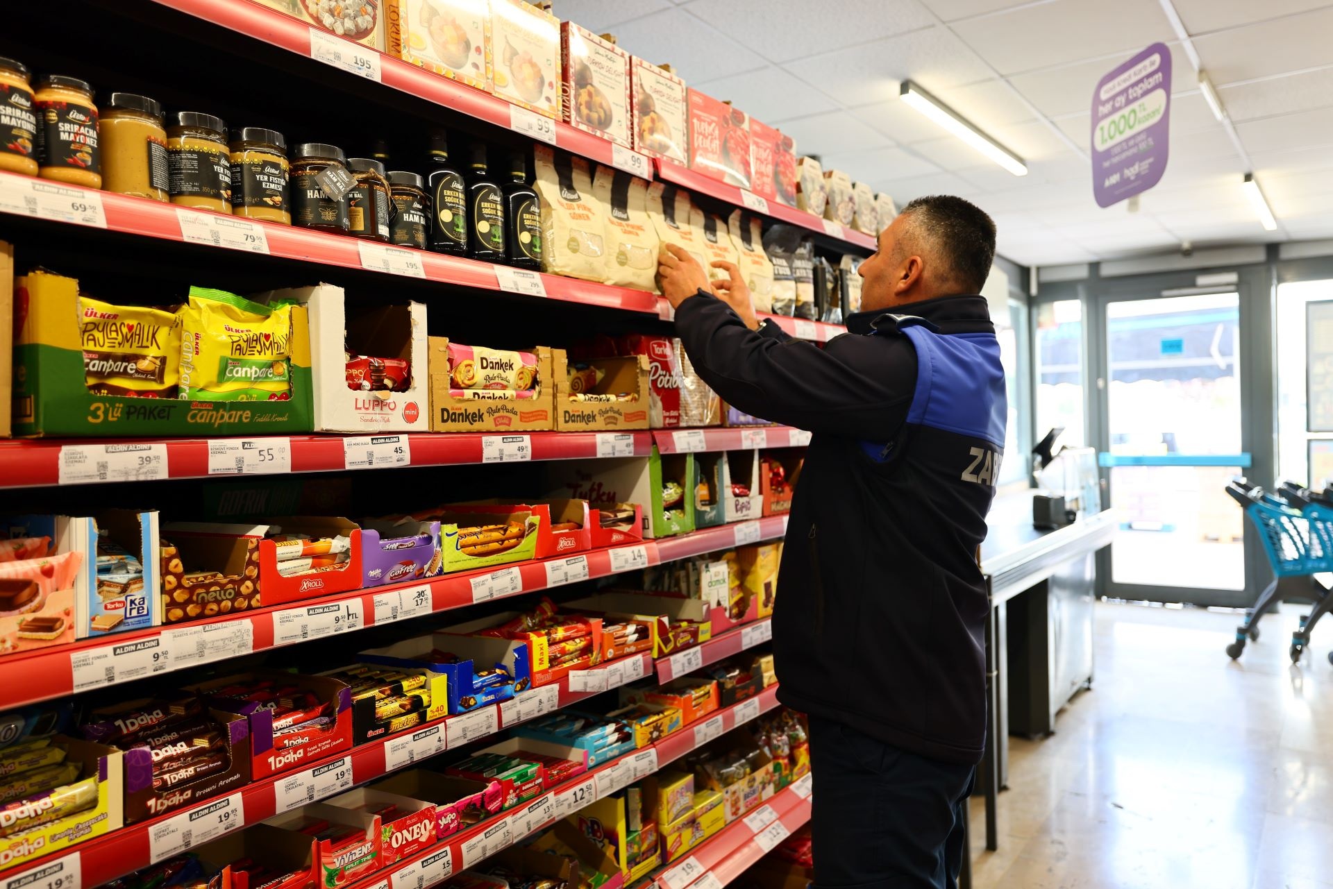 Zabıta Ekiplerinden Market ve Kasaplarda Kapsamlı Denetim