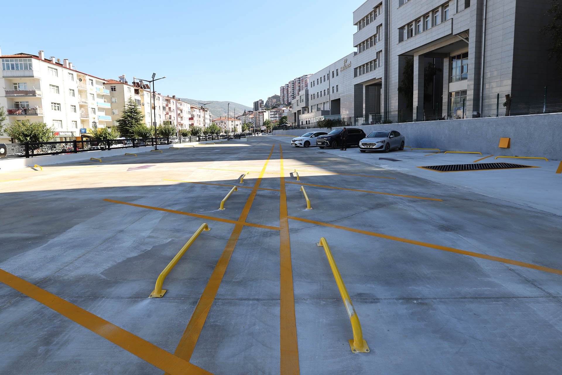 BAŞKAN YAZICIOĞLU: 200 ARAÇLIK OTOPARKIMIZI VATANDAŞLARIMIZIN HİZMETİNE SUNDUK