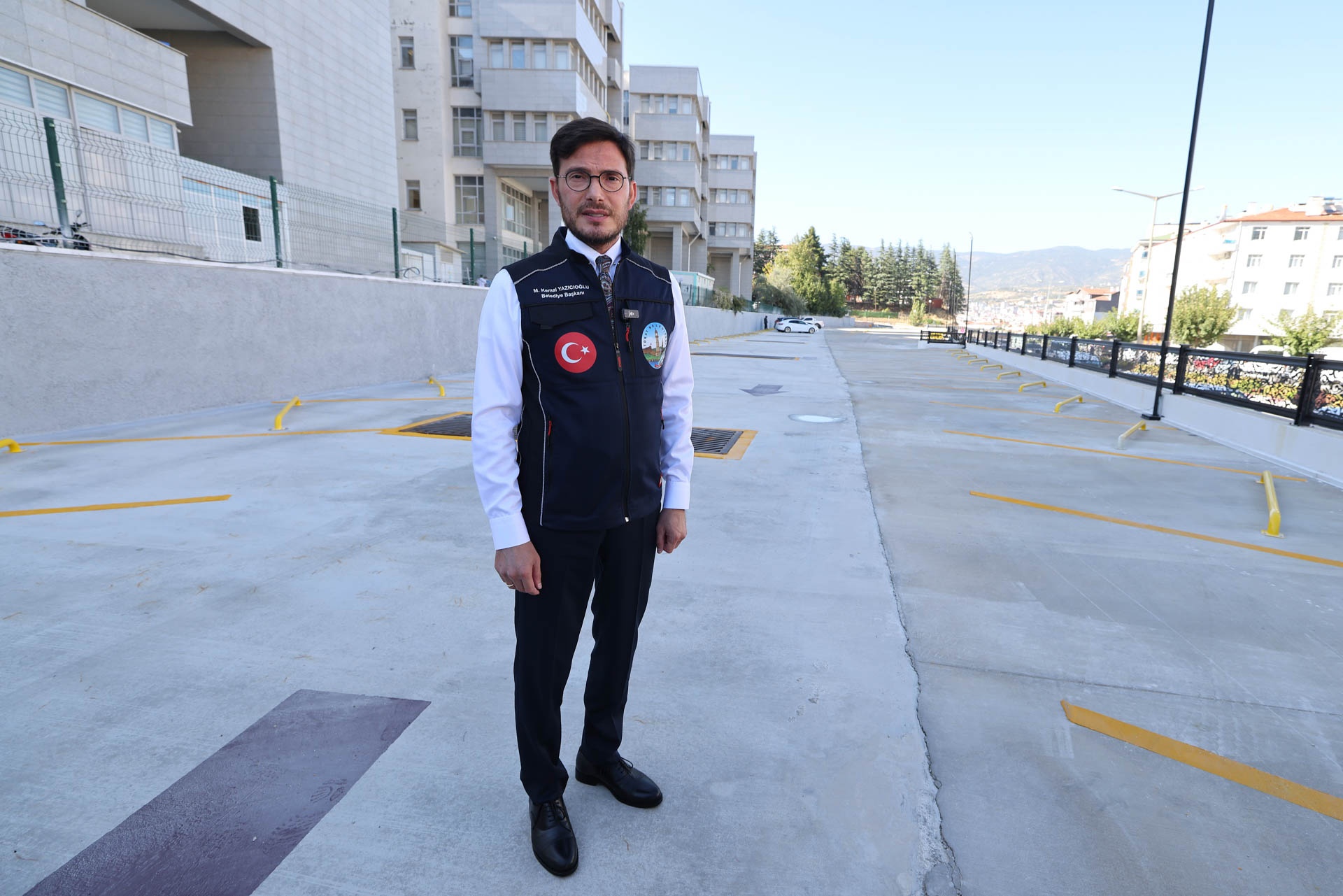 BAŞKAN YAZICIOĞLU: 200 ARAÇLIK OTOPARKIMIZI VATANDAŞLARIMIZIN HİZMETİNE SUNDUK