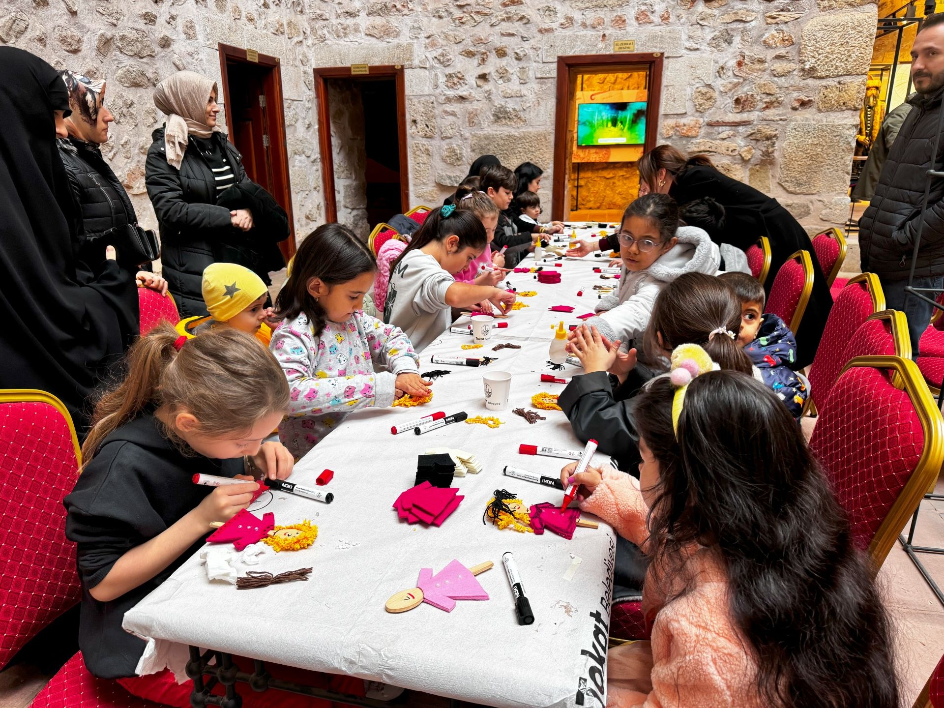 TOKAT BELEDİYESİ’NDEN ÇOCUKLARA ÖZEL KÜLTÜREL ETKİNLİKLER DEVAM EDİYOR