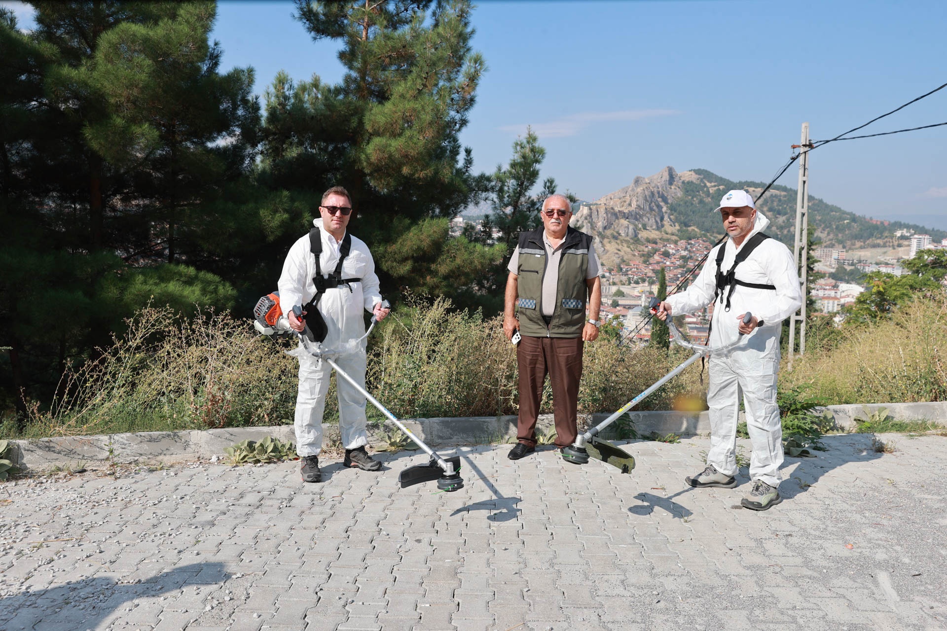 TOKAT BELEDİYESİ MEZARLIKLAR MÜDÜRLÜĞÜ’NÜN MAKİNE PARKI GÜÇLENDİRİLDİ