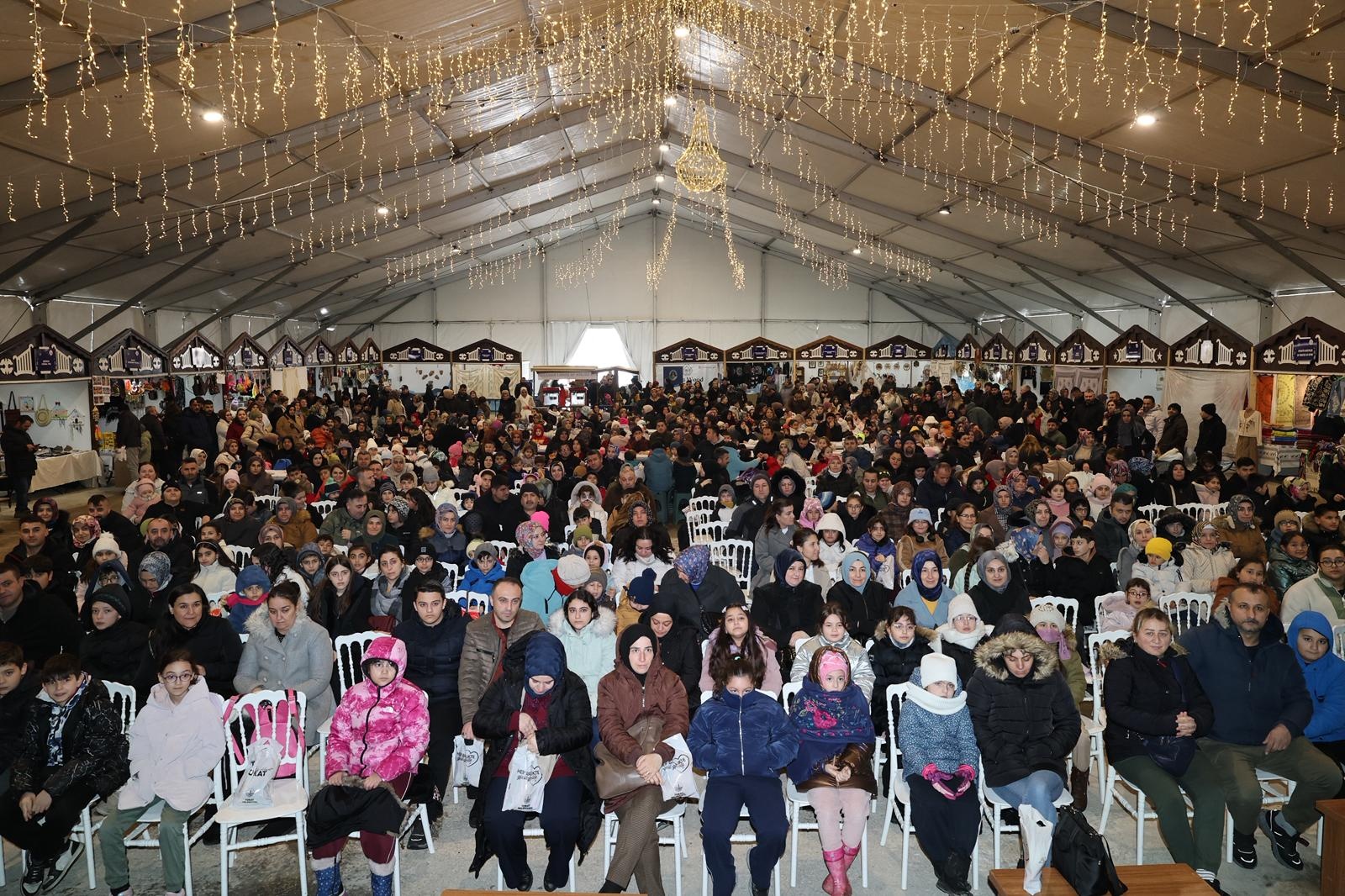 RAMAZANIN EN NEŞELİ İFTARI TEKNE ORUCUMA YÜZLERCE ÇOCUK KATILDI