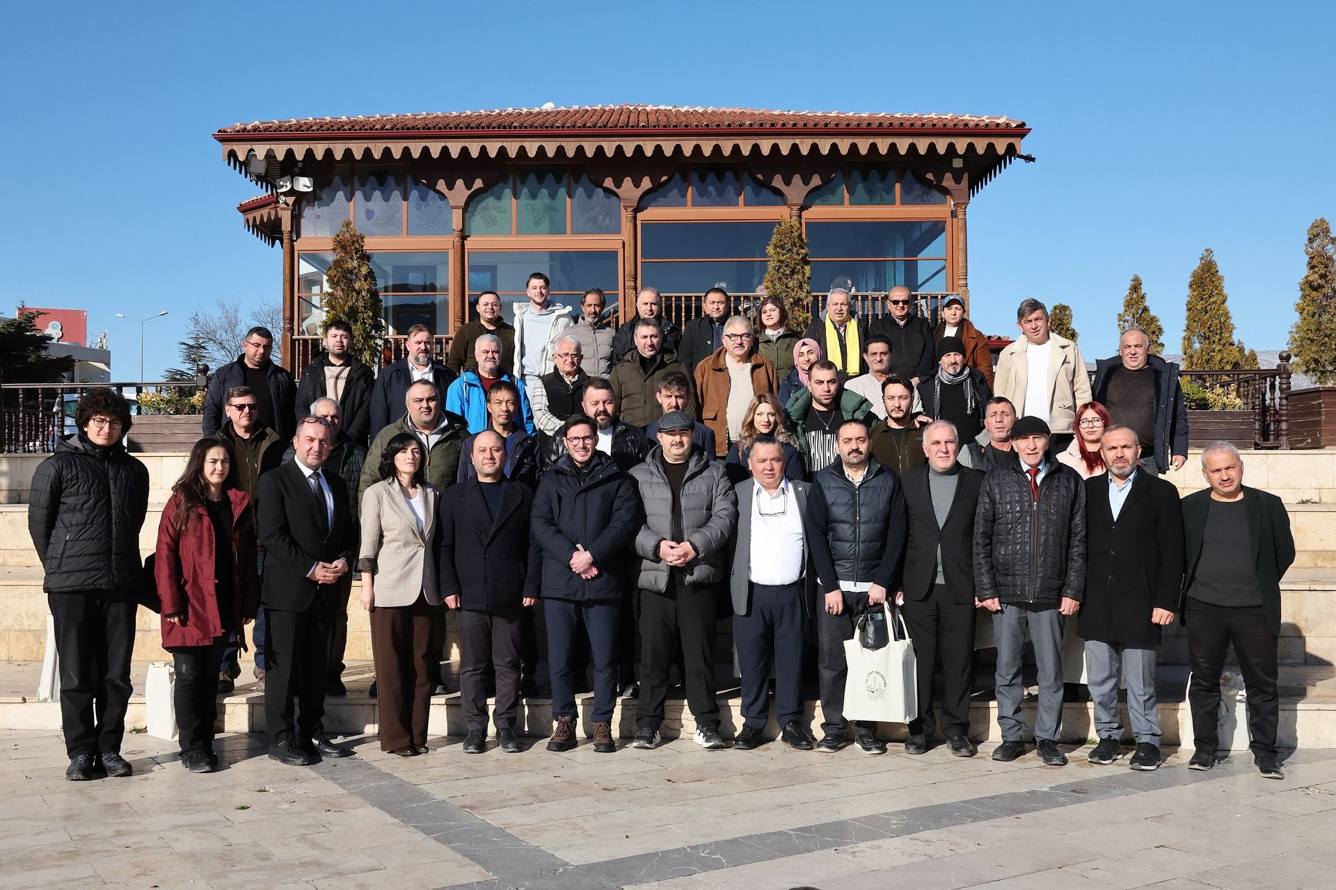 baskan-yazicioglu-basin-mensuplariyla-bulustu