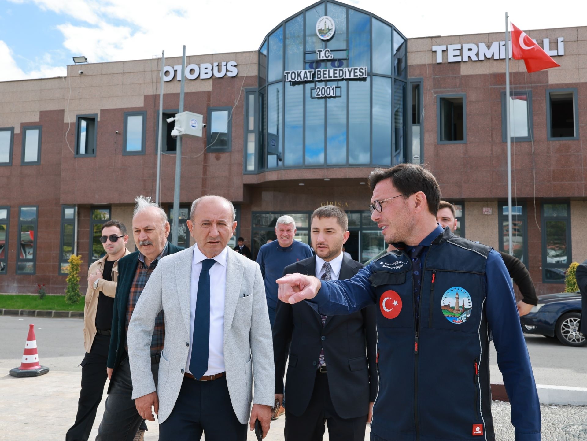 baskan-yazicioglu-uretken-belediyecilikle-tam-gaz-yola-devam