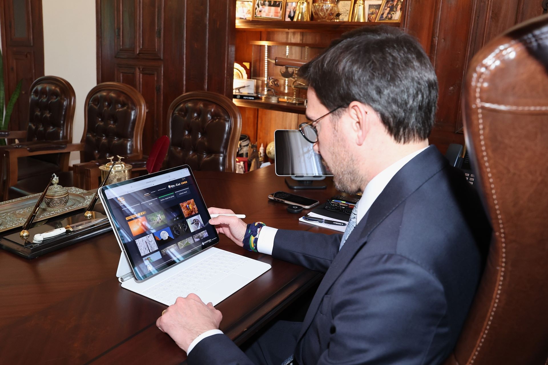 baskan-yazicioglu-aa-nin-yilin-kareleri-ni-oyladi