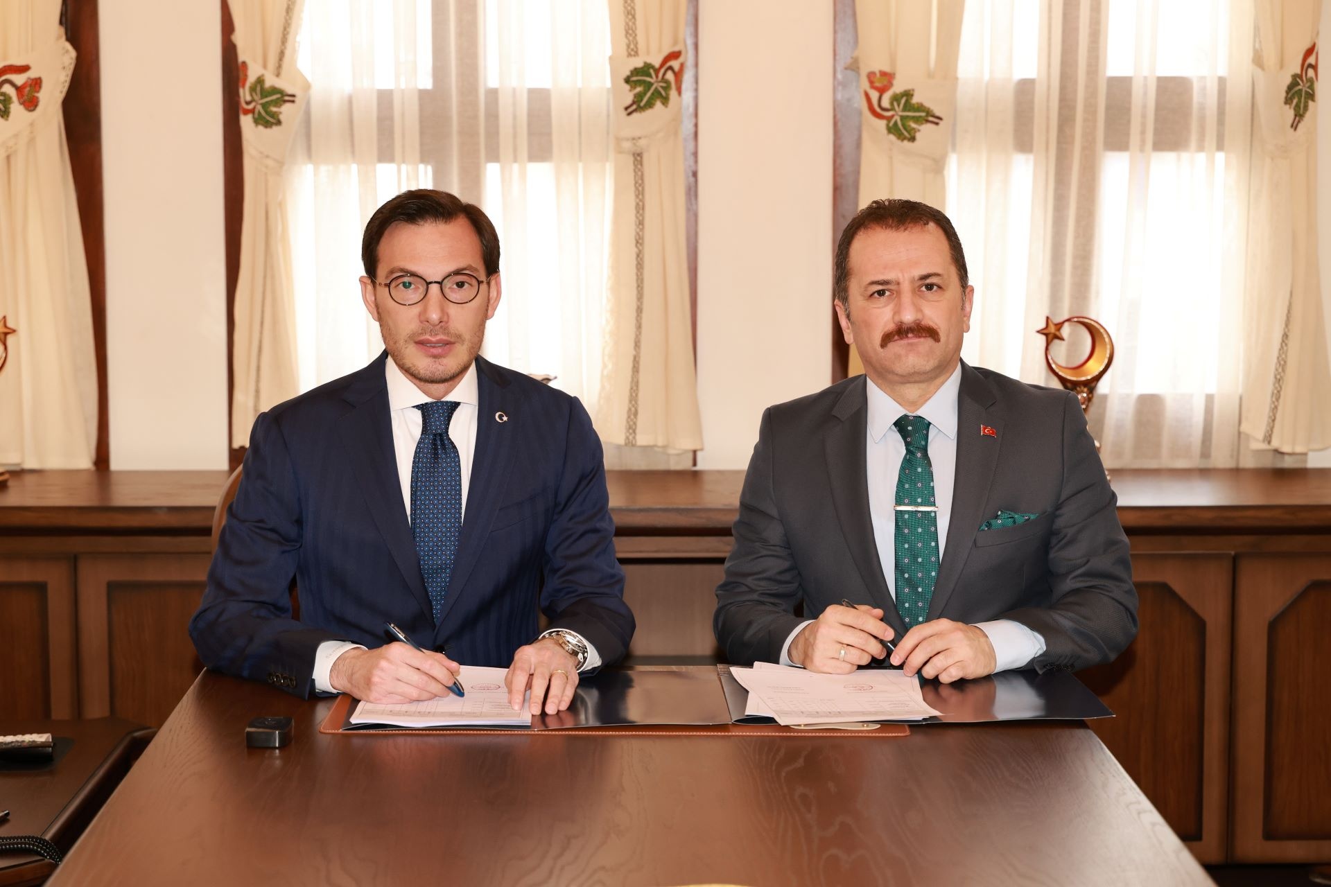 baskan-yazicioglu:-insan-ve-toplum-faydasina-yonelik-tum-projelerde-variz